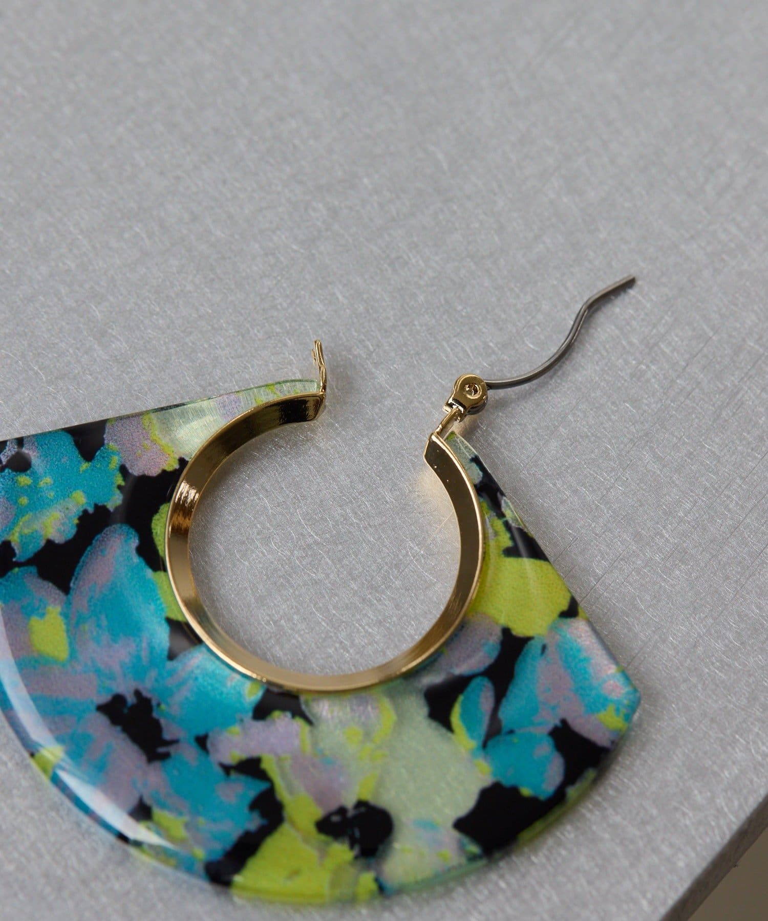 ear PAPILLONNER(イア パピヨネ) 《WEB限定》フローラルパターンピアス