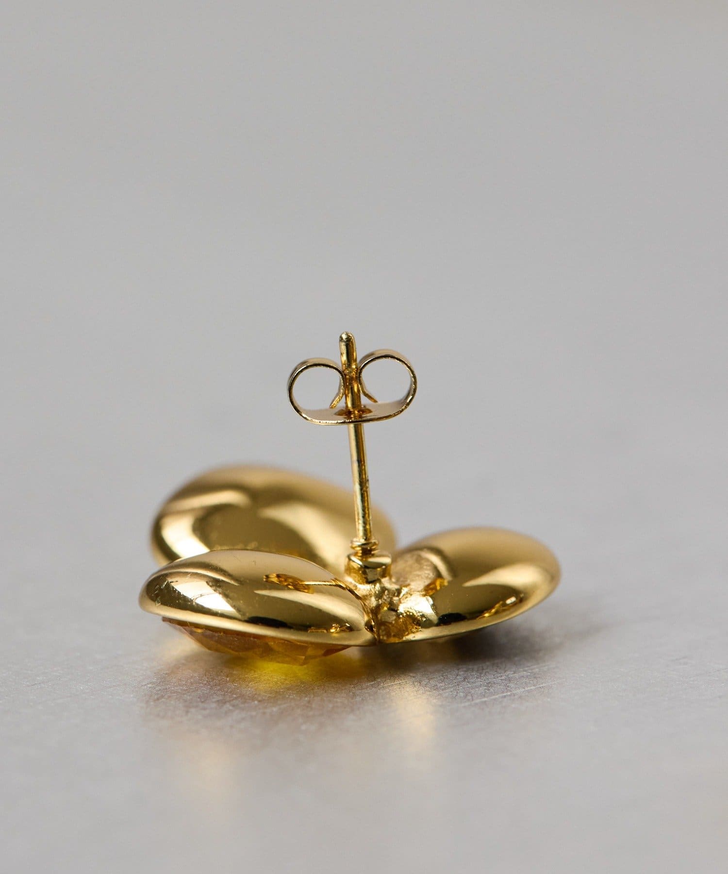 ear PAPILLONNER(イア パピヨネ) 《金属アレルギー対応/ステンレス》ビジューピアス