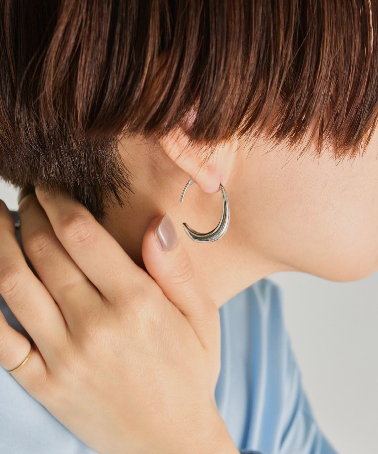 ear PAPILLONNER(イア パピヨネ) 《金属アレルギー対応/ステンレス》クレイドルピアス