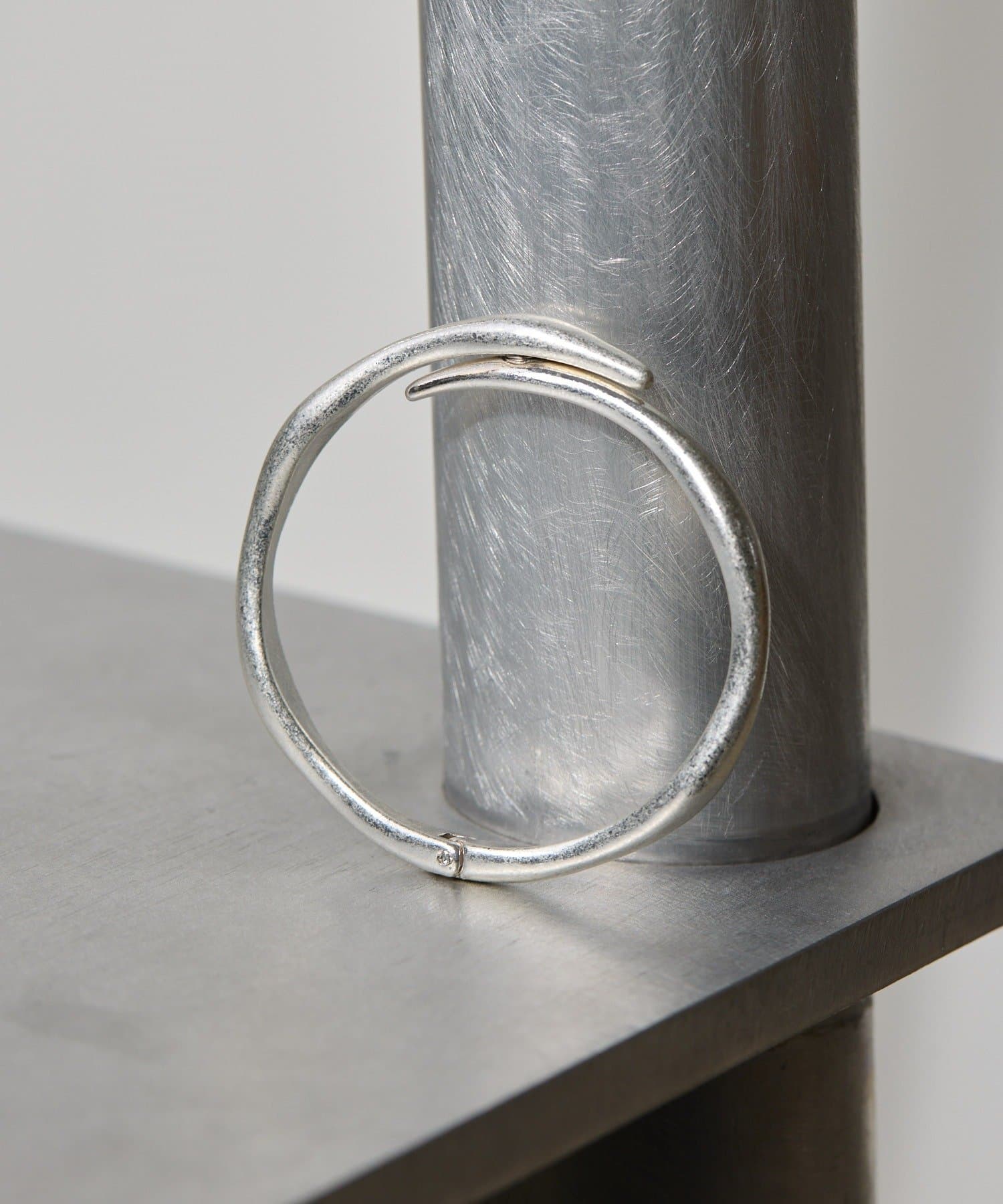 ear PAPILLONNER(イア パピヨネ) イージーマグネットブレスレット