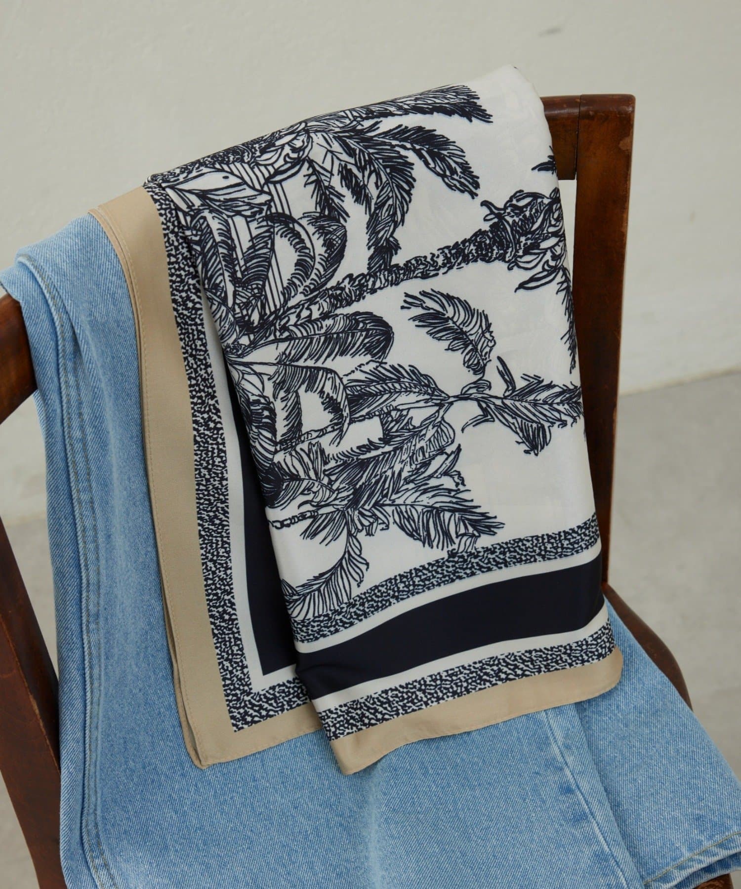 GALLARDAGALANTE(ガリャルダガランテ) プリントリバーシブルスカーフ