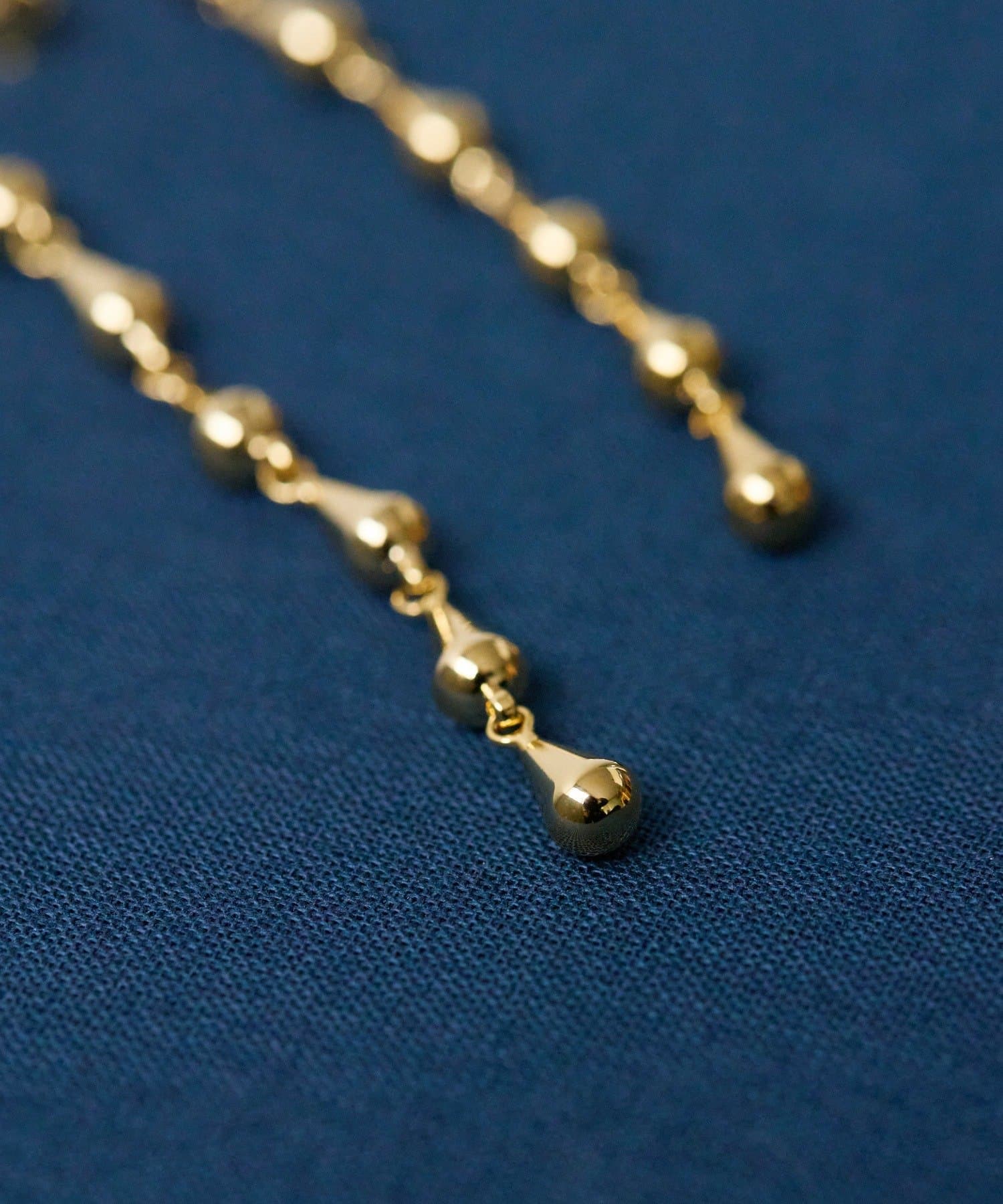 ear PAPILLONNER(イア パピヨネ) レインドロップピアス