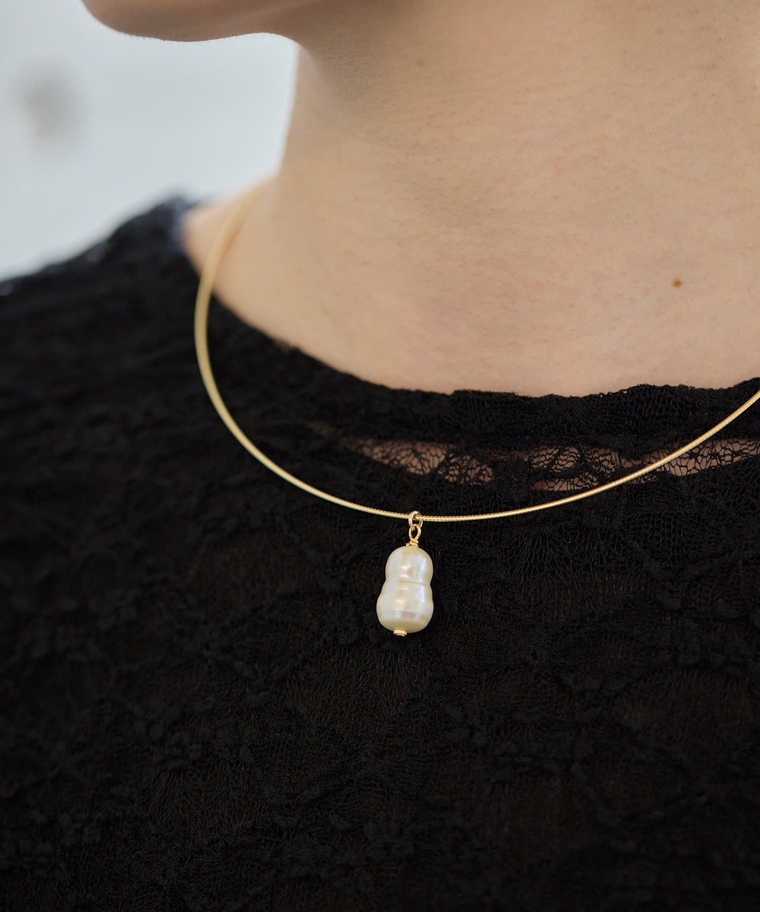 ear PAPILLONNER(イア パピヨネ) 《WEB＆一部店舗限定》雪だるまパールチョーカーネックレス