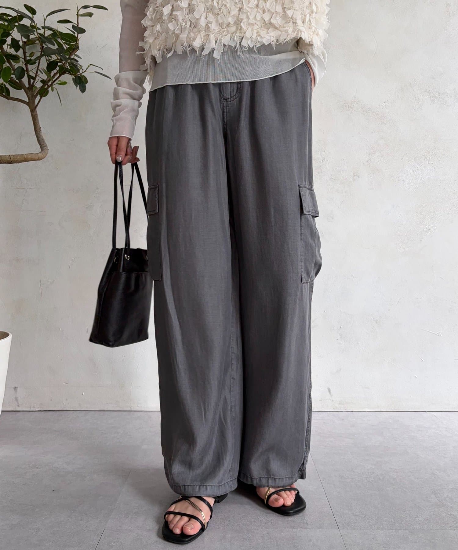 Jena　espace merveilleux(ジェナ　エスパスメルヴェイユ) テンセルパラシュートパンツ