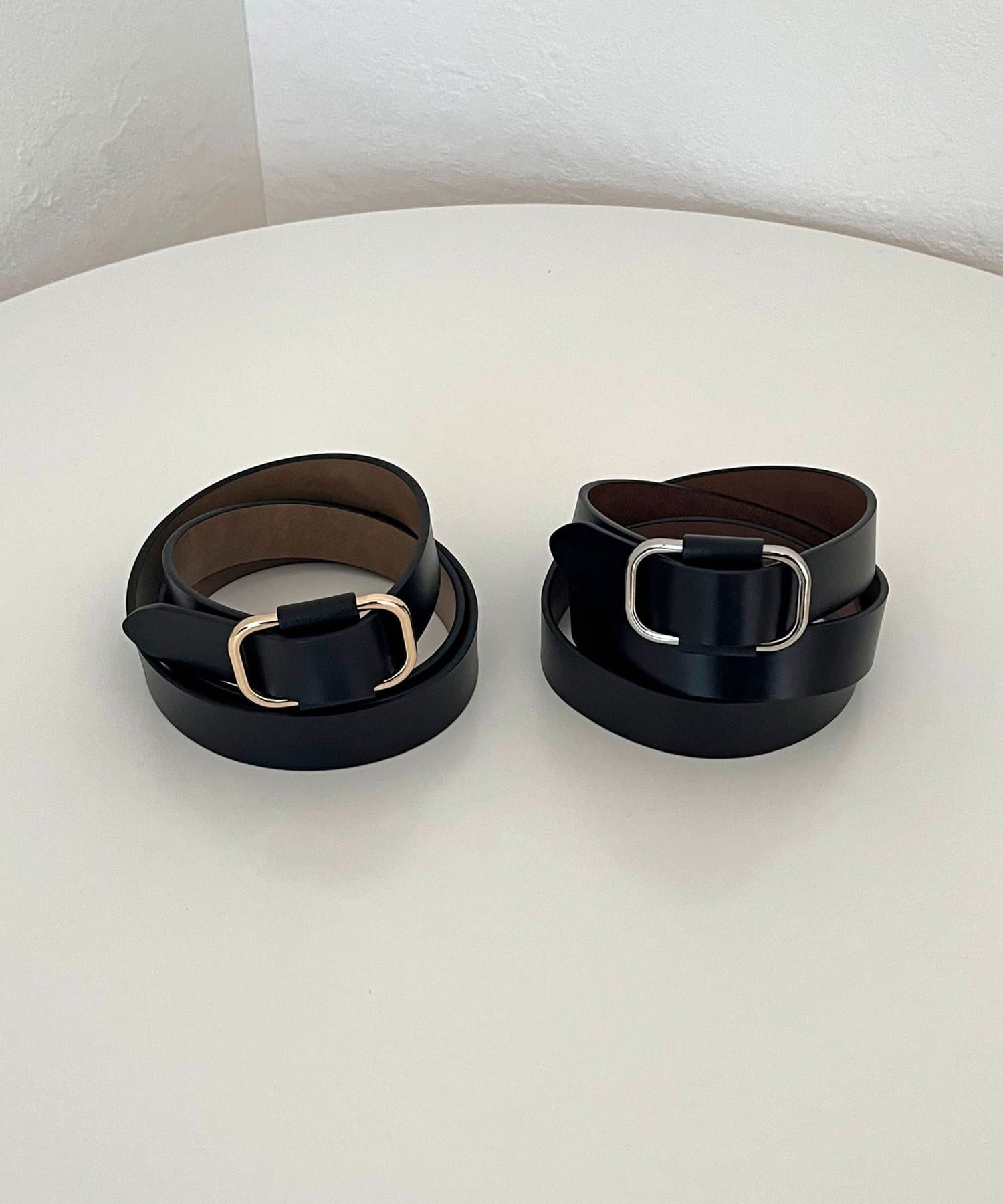 prose verse(プロズヴェール) スクエアリング牛革ベルト