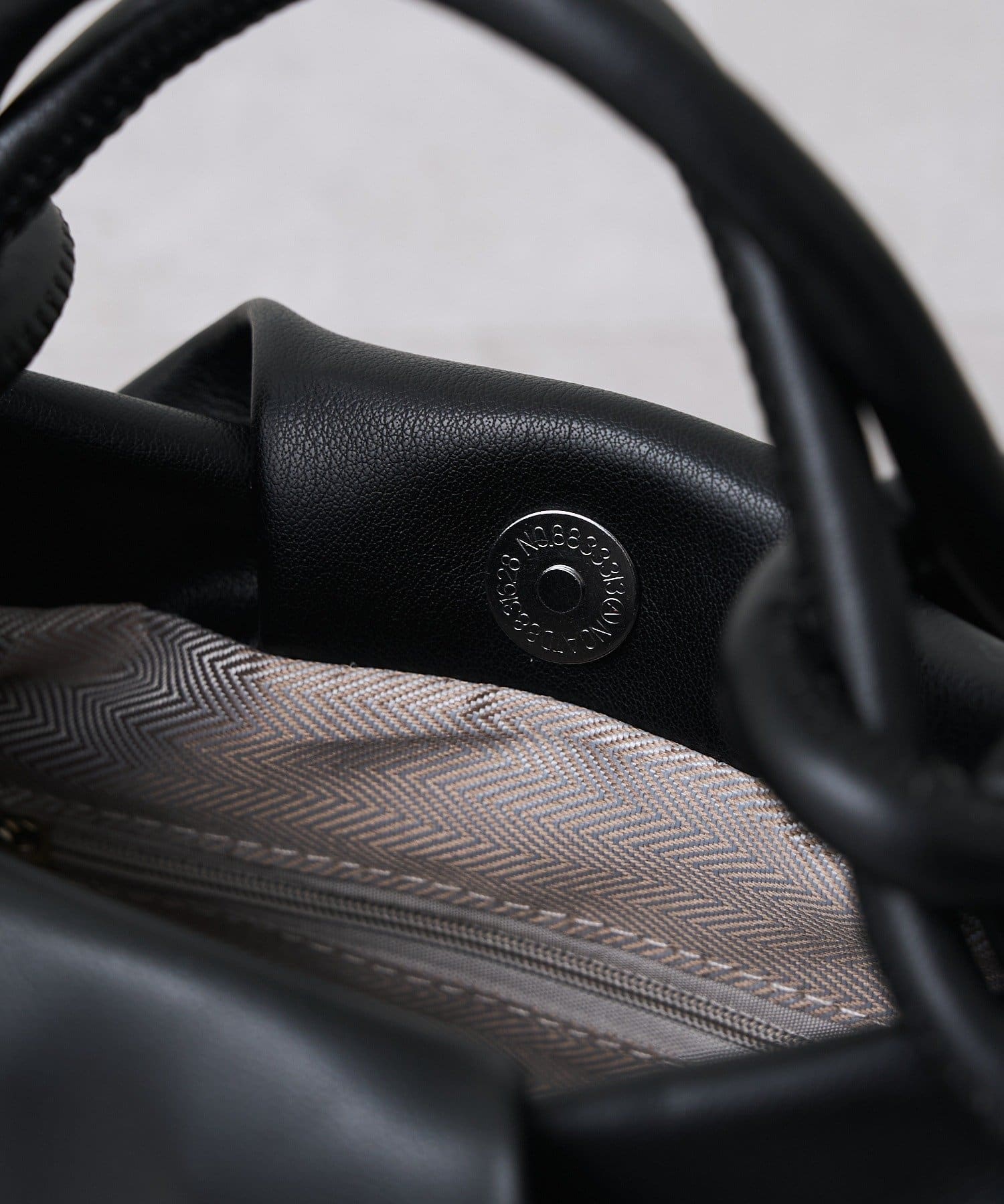 mystic(ミスティック) リングハンドルミニBAG