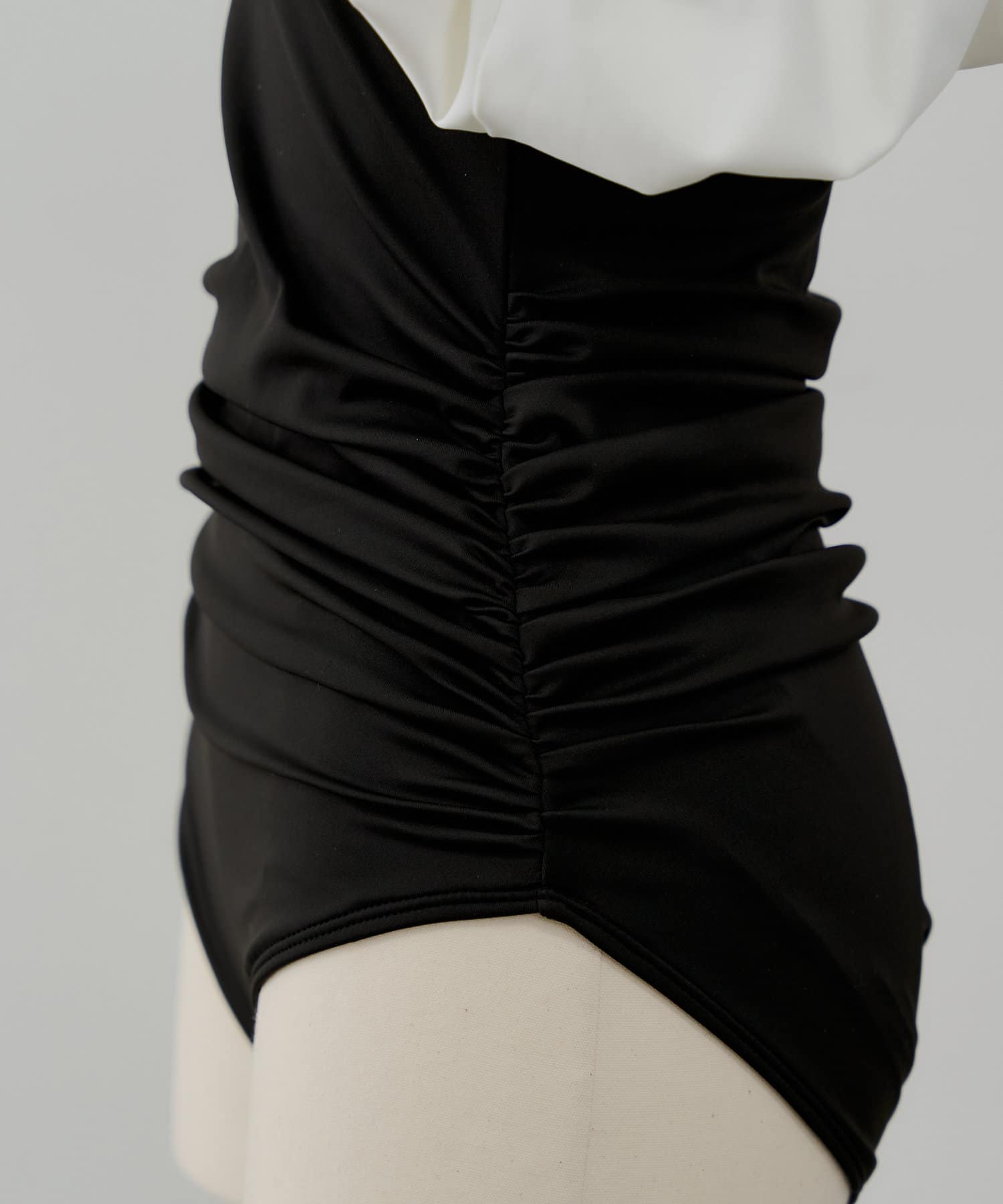 OUTLET(アウトレット) 【Chico】バルーンオフショルワンピース