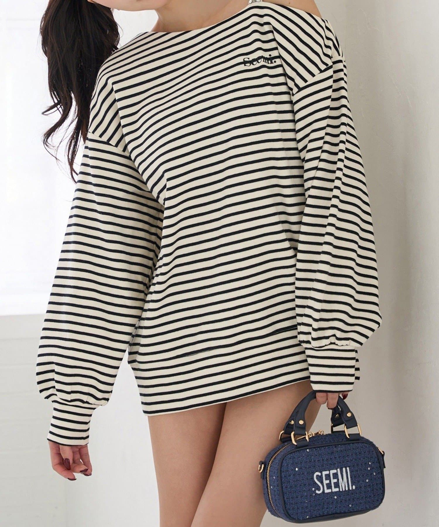 NICE CLAUP / OLIVE des OLIVE OUTLET(ナイスクラップ  / オリーブ デ オリーブ アウトレット) 【Seemi】肩ビジューワンショルトップス