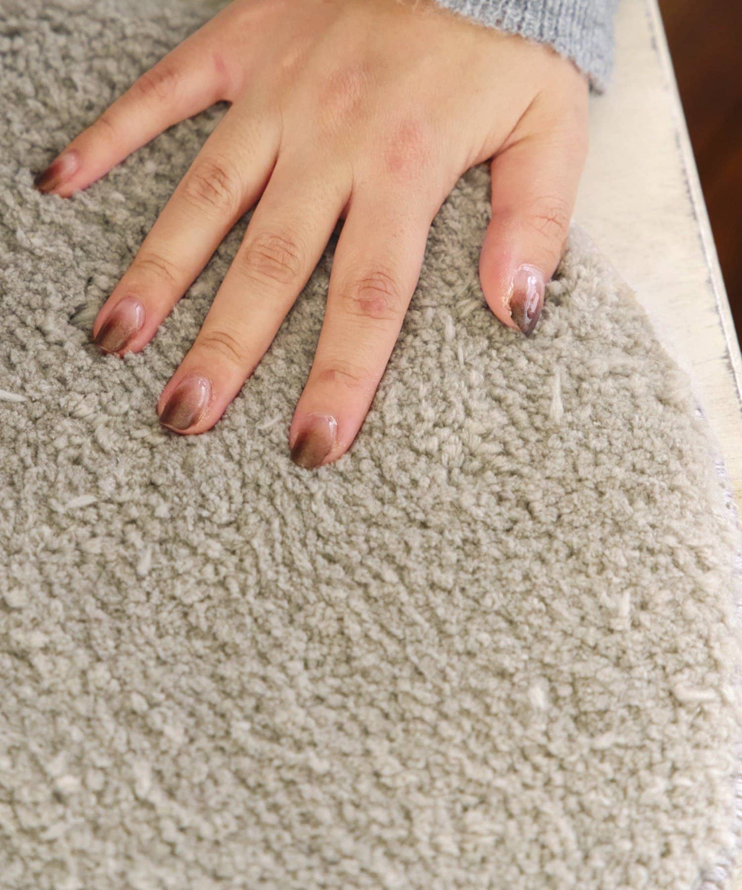 salut!(サリュ) fluffyオーバルマット：50×80cm