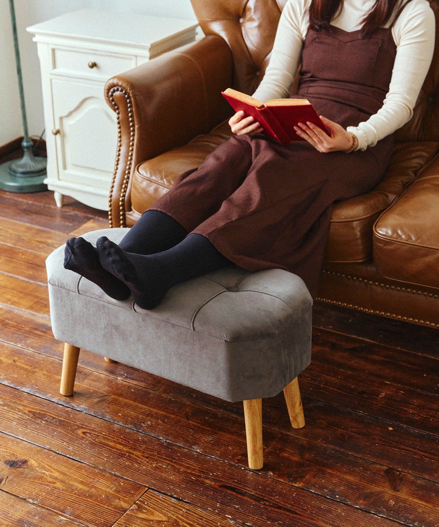 salut!(サリュ) 《WEB限定商品》脚付き収納スツール