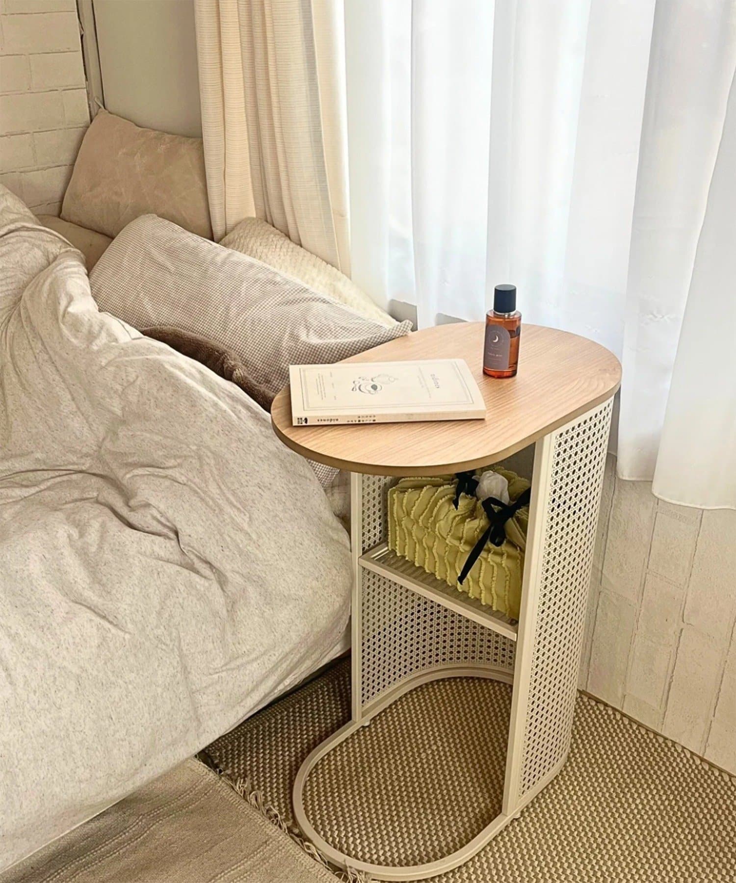 salut!(サリュ) 《WEB限定商品》オーバルサイドテーブル