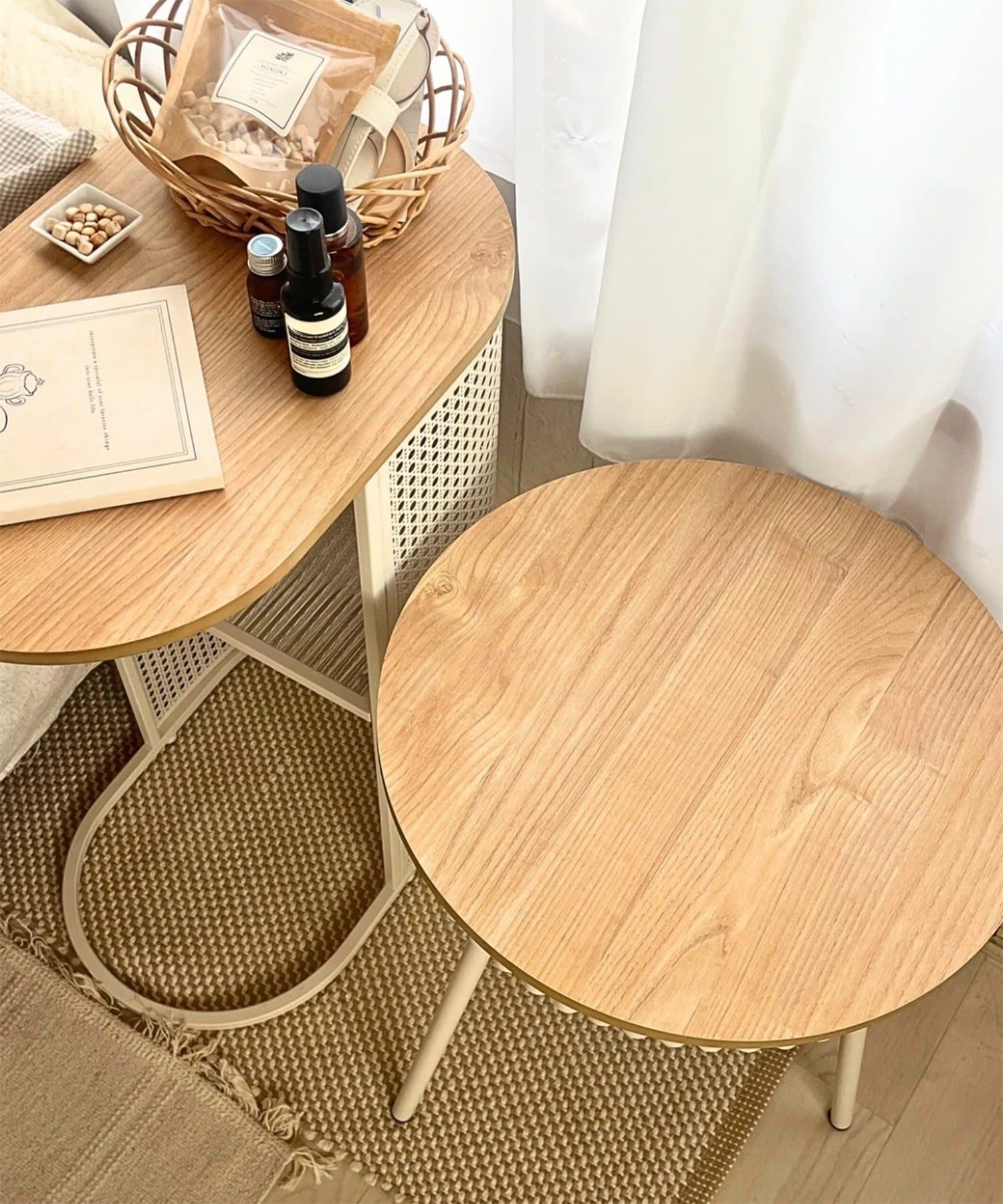 salut!(サリュ) 《WEB限定商品》オーバルサイドテーブル