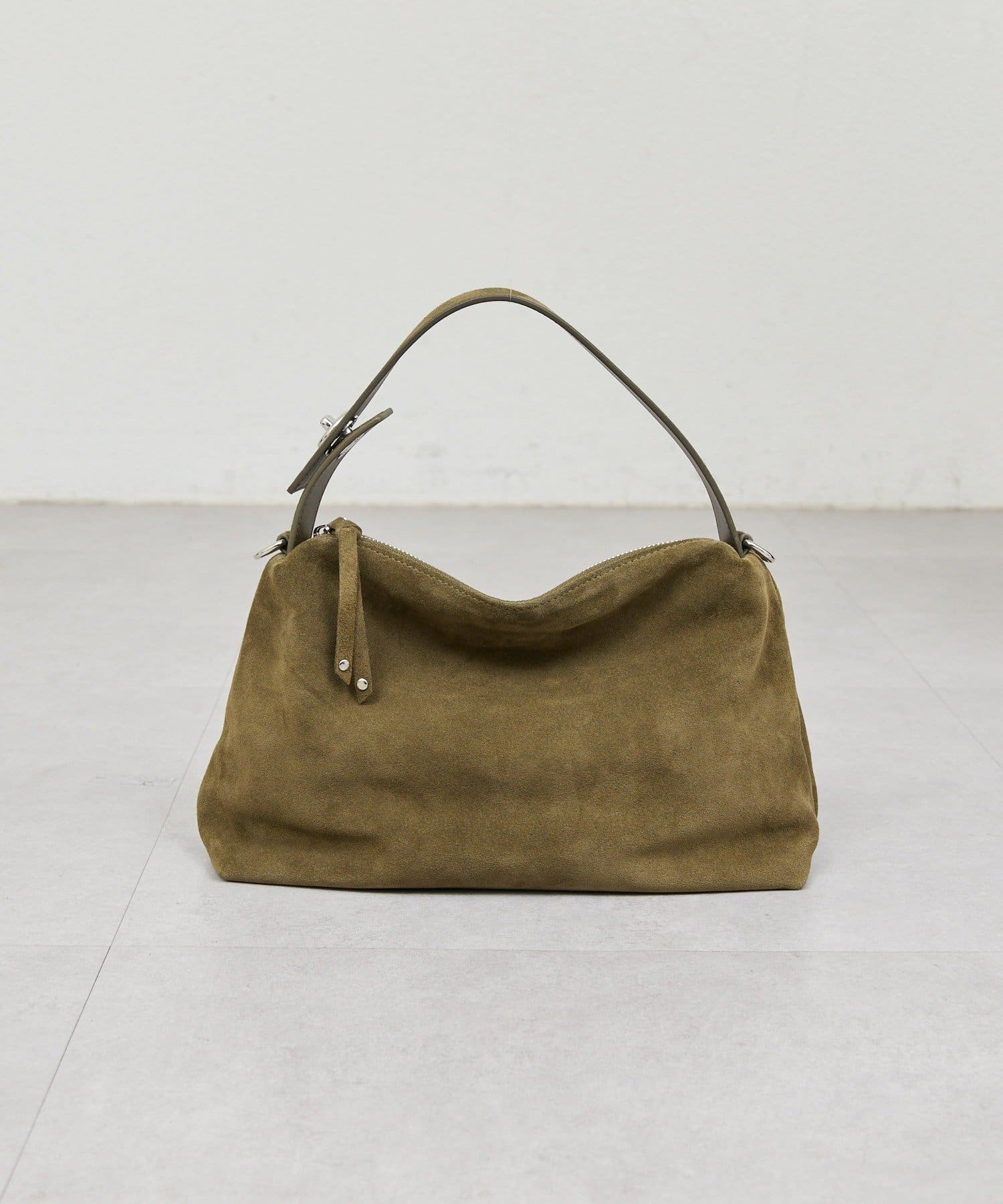 GALLARDAGALANTE(ガリャルダガランテ) 【2.718】バックルワンショルダー