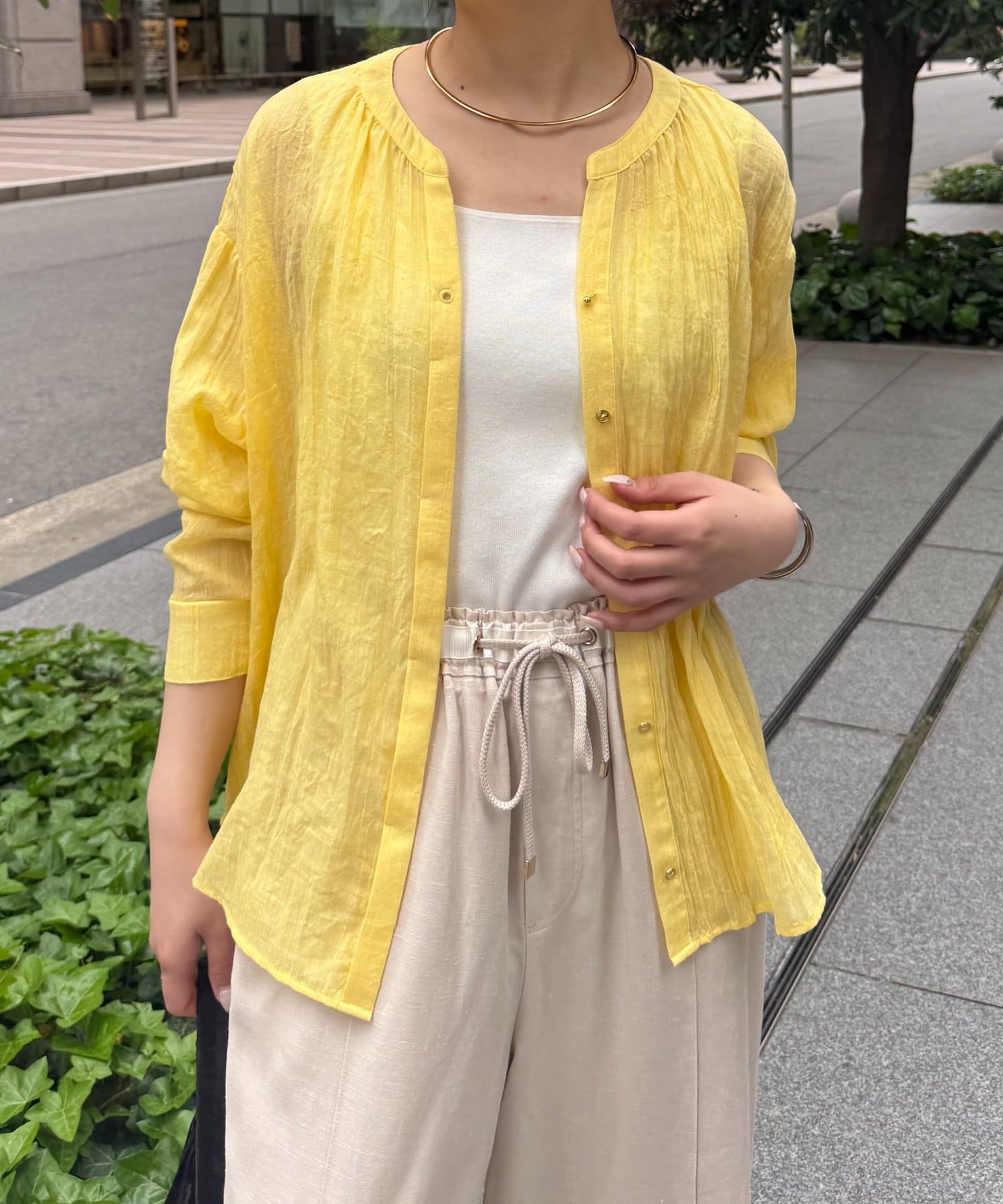 Jena　espace merveilleux(ジェナ　エスパスメルヴェイユ) プチボタンガーゼシャツ