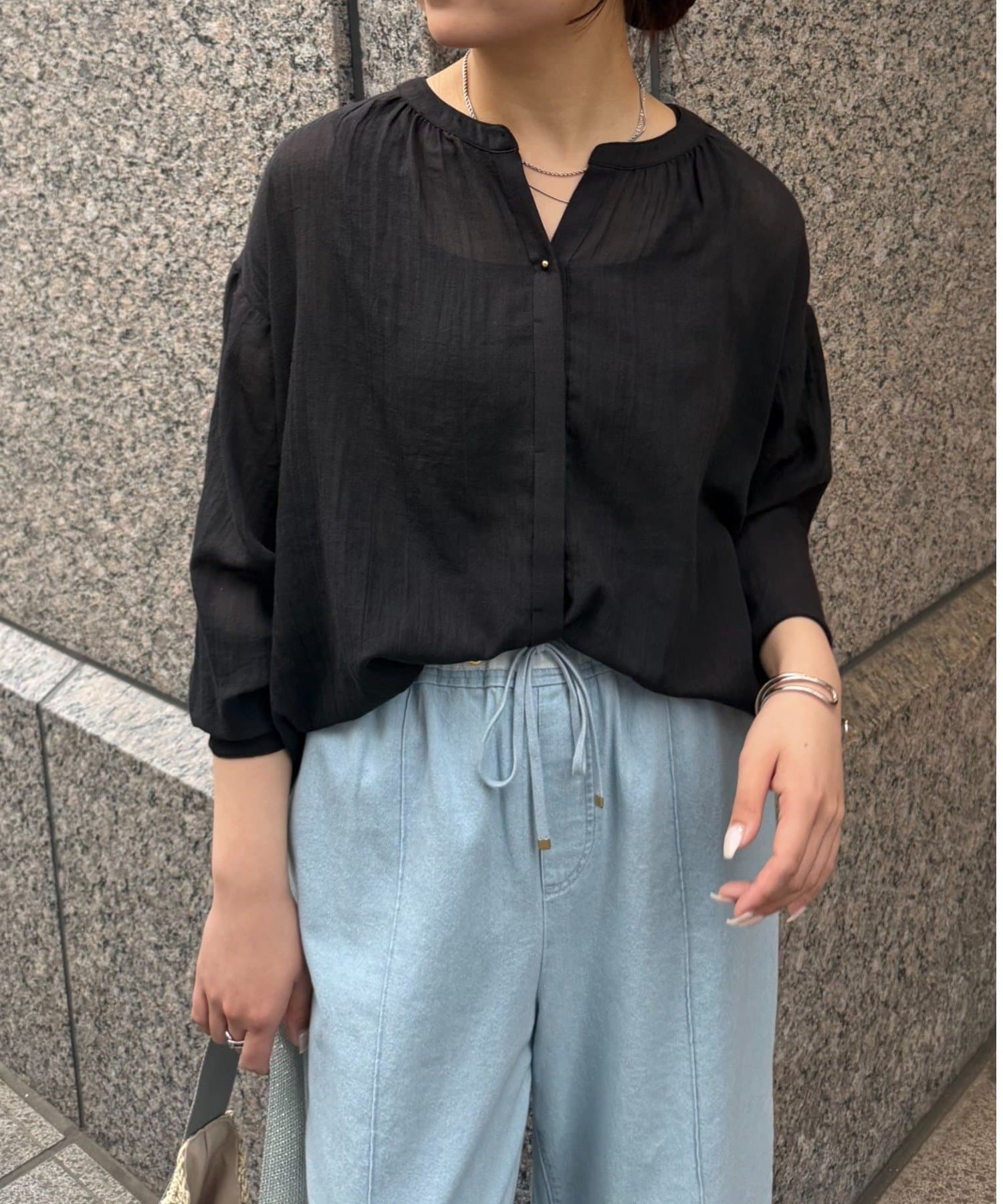 Jena　espace merveilleux(ジェナ　エスパスメルヴェイユ) プチボタンガーゼシャツ