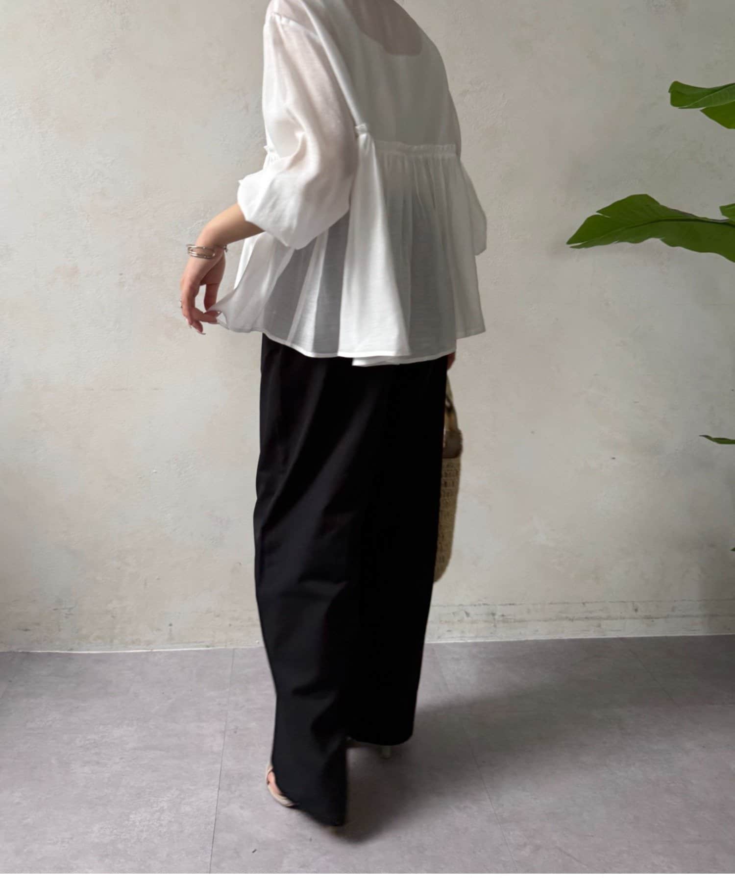 Jena　espace merveilleux(ジェナ　エスパスメルヴェイユ) スタッズポケットパンツ