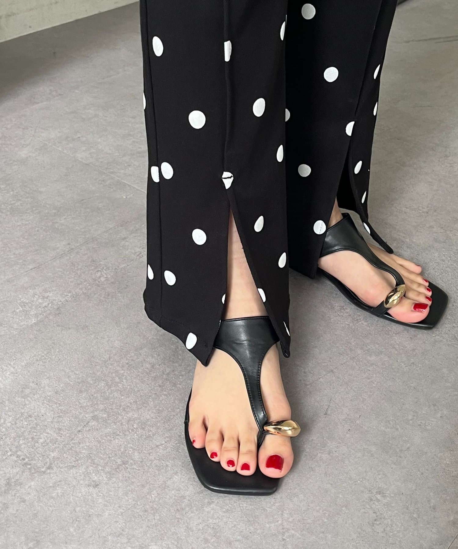 prose verse(プロズヴェール) 【-3kg見え！】ドットフロントスリットスーパーストレッチパンツ