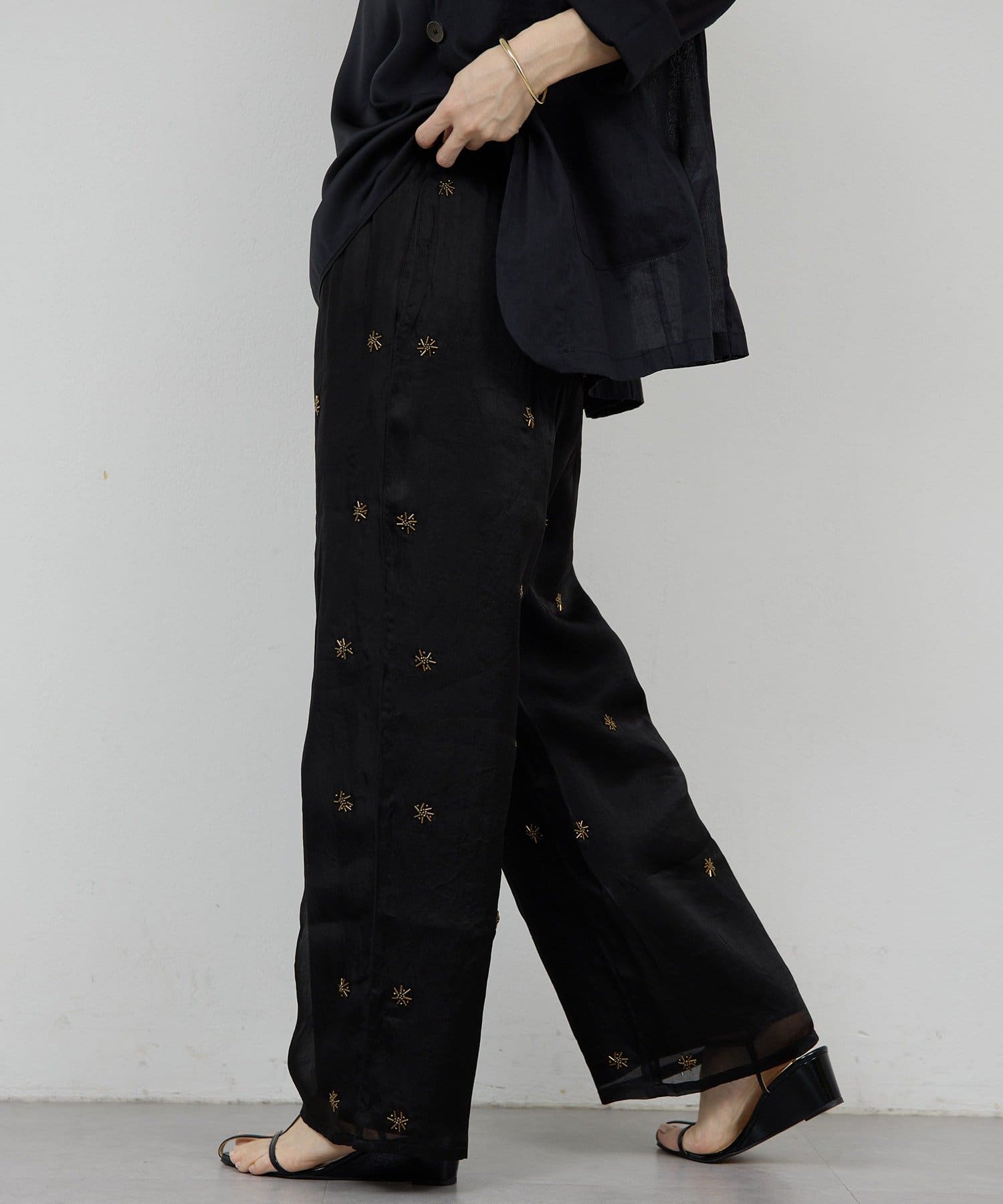 GALLARDAGALANTE(ガリャルダガランテ) 【Dhritië】ビーデッドエンブロイダリーパンツ