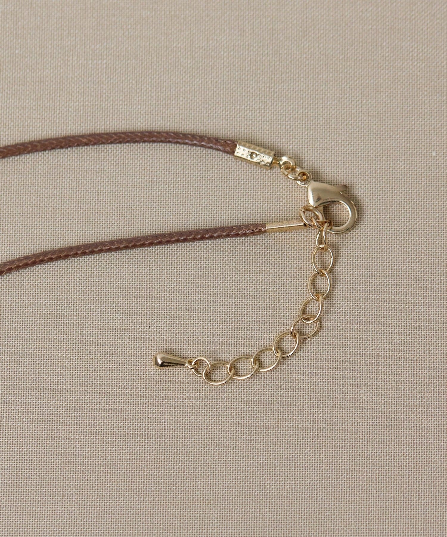 ear PAPILLONNER(イア パピヨネ) ブループラネットネックレス