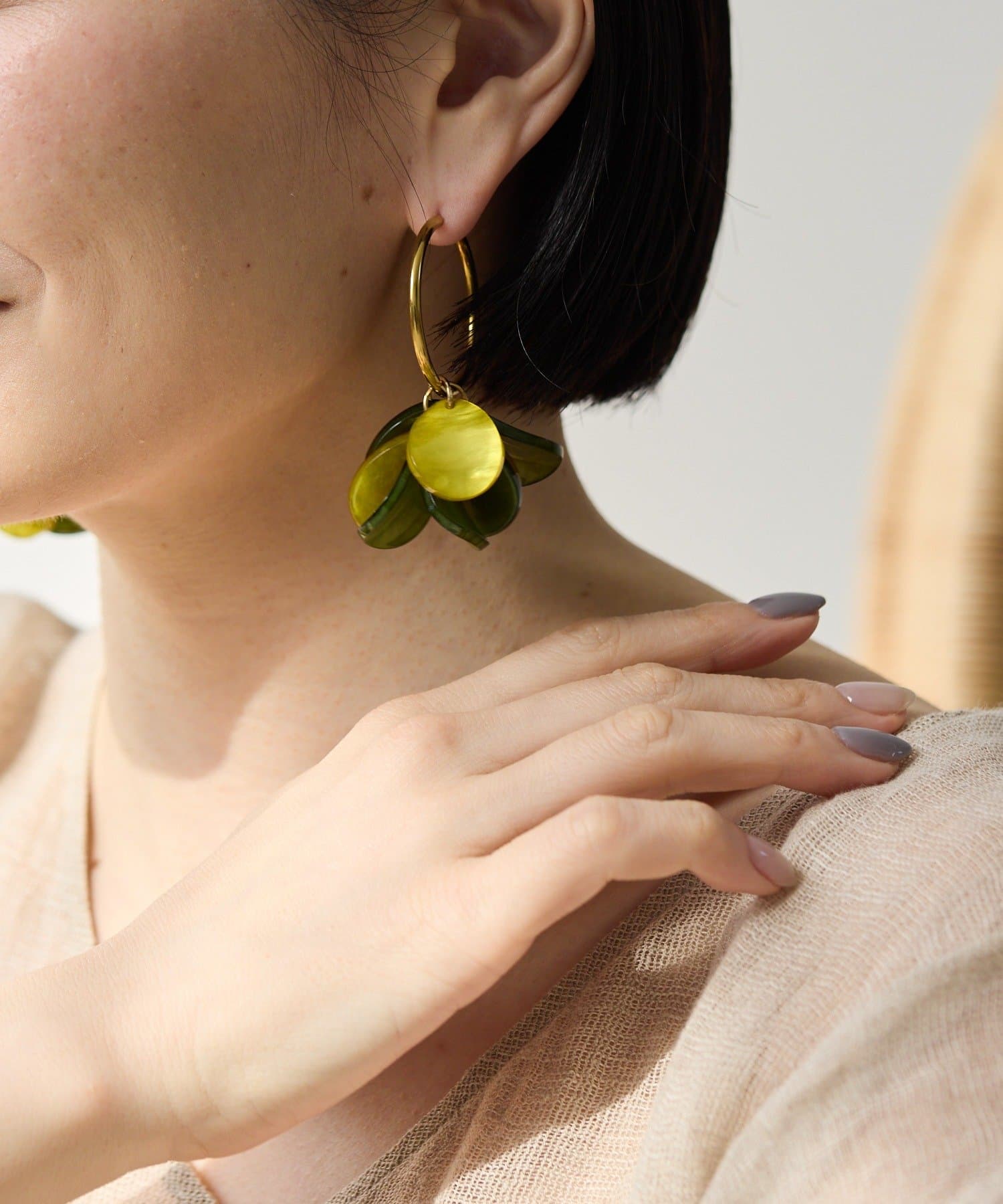 ear PAPILLONNER(イア パピヨネ) 《追加》カラー樹脂ペタルピアス