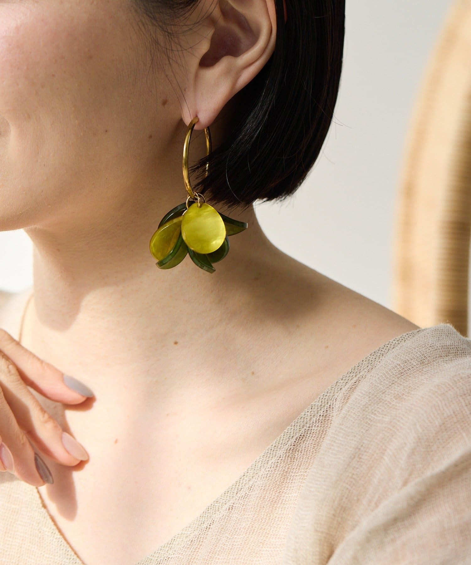 ear PAPILLONNER(イア パピヨネ) 《追加》カラー樹脂ペタルピアス