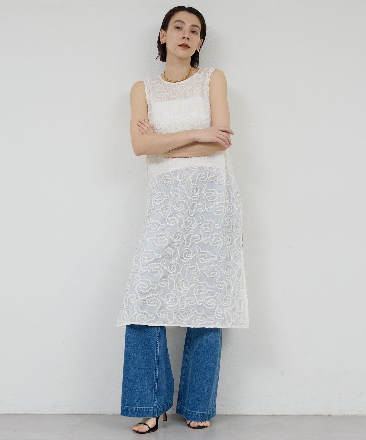 GALLARDAGALANTE(ガリャルダガランテ) 【Dhritië】コード刺繍ノースリワンピース