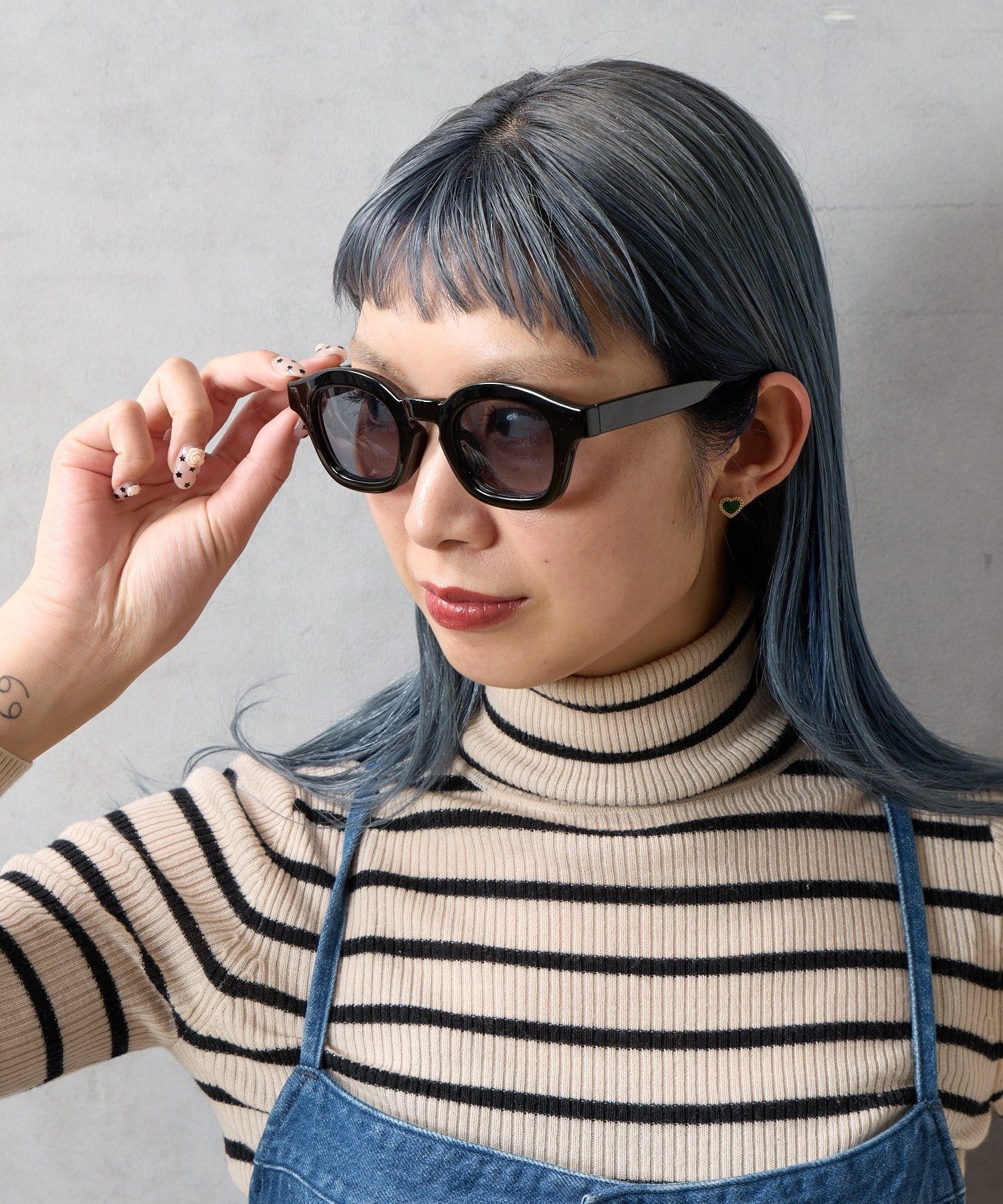 BIRTHDAY BAR(バースデイバー) ウェリントンサングラス