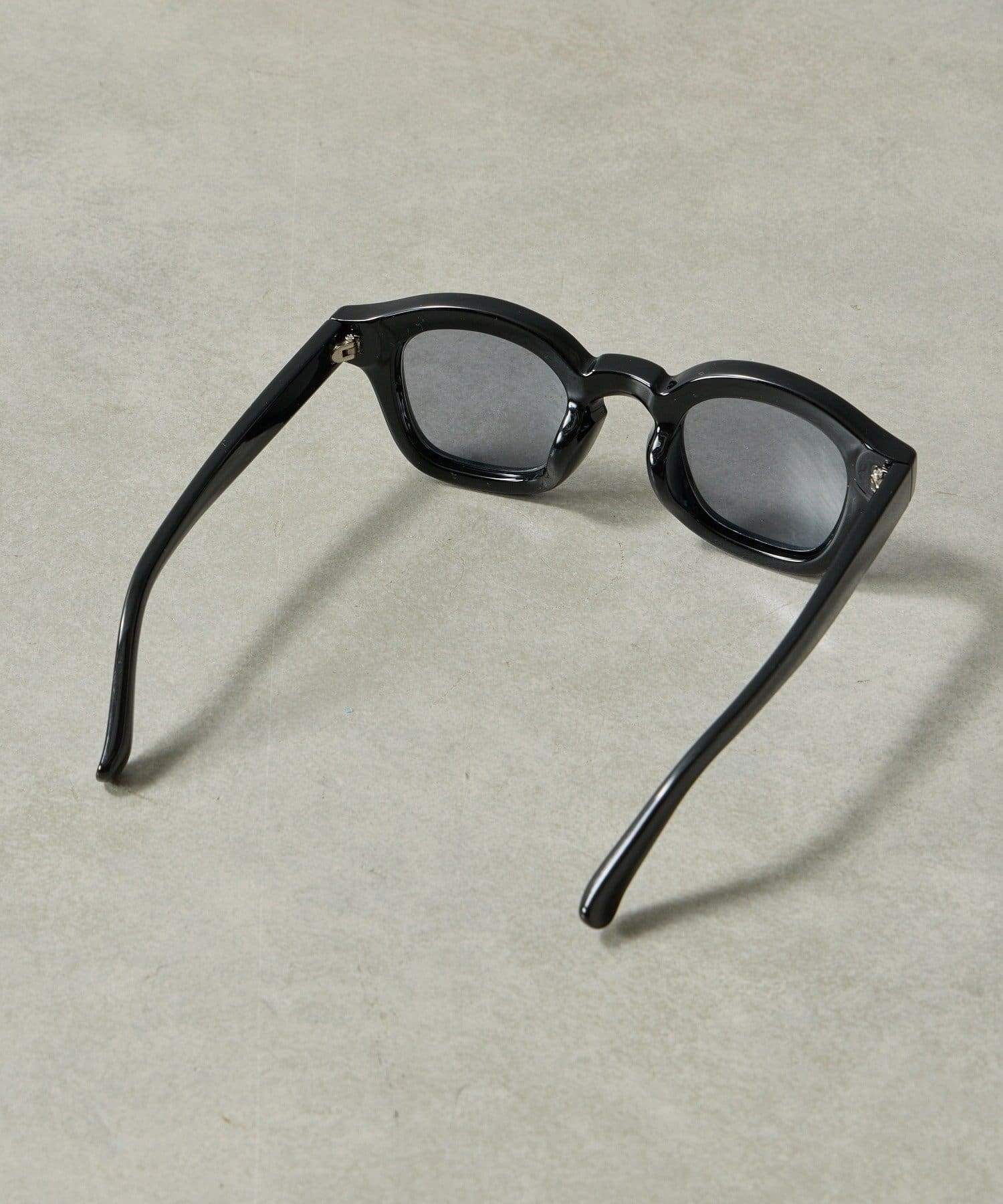 BIRTHDAY BAR(バースデイバー) ウェリントンサングラス