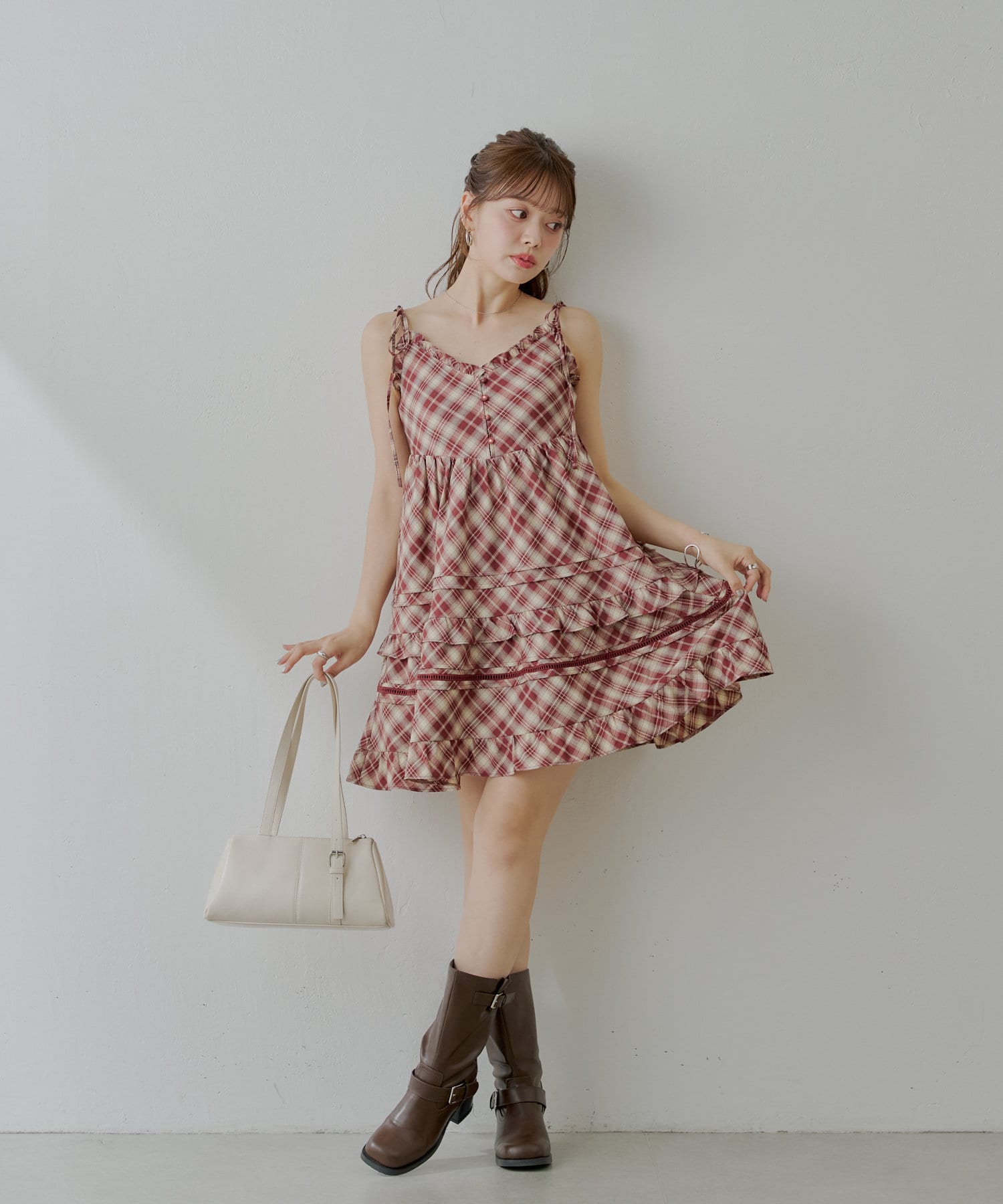 OUTLET(アウトレット) 【Chico】肩リボンコットンレースフリルキャミミニワンピ