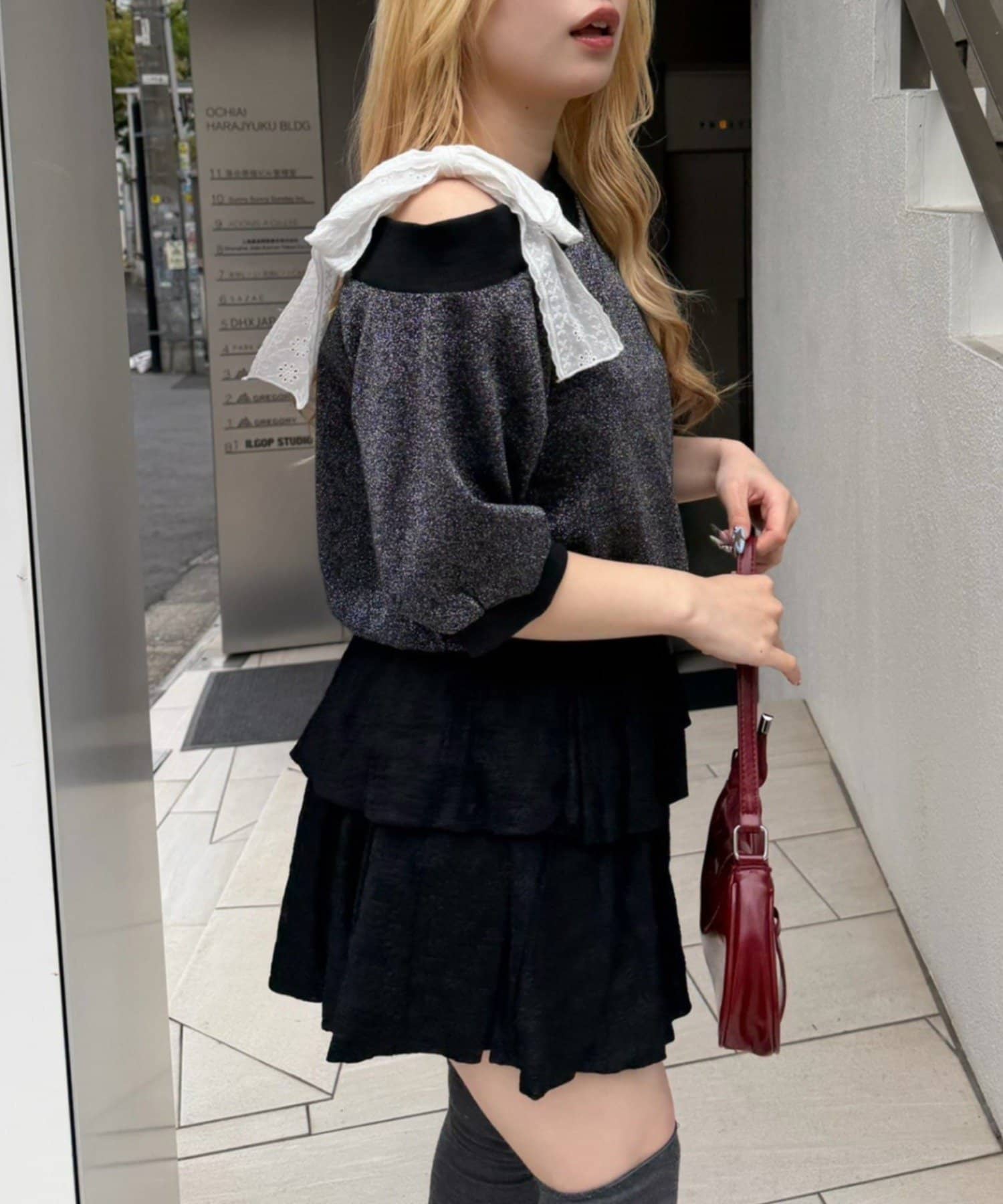 NICE CLAUP / OLIVE des OLIVE OUTLET(ナイスクラップ  / オリーブ デ オリーブ アウトレット) 【continuer】肩レースリボンキラキラプルオーバー