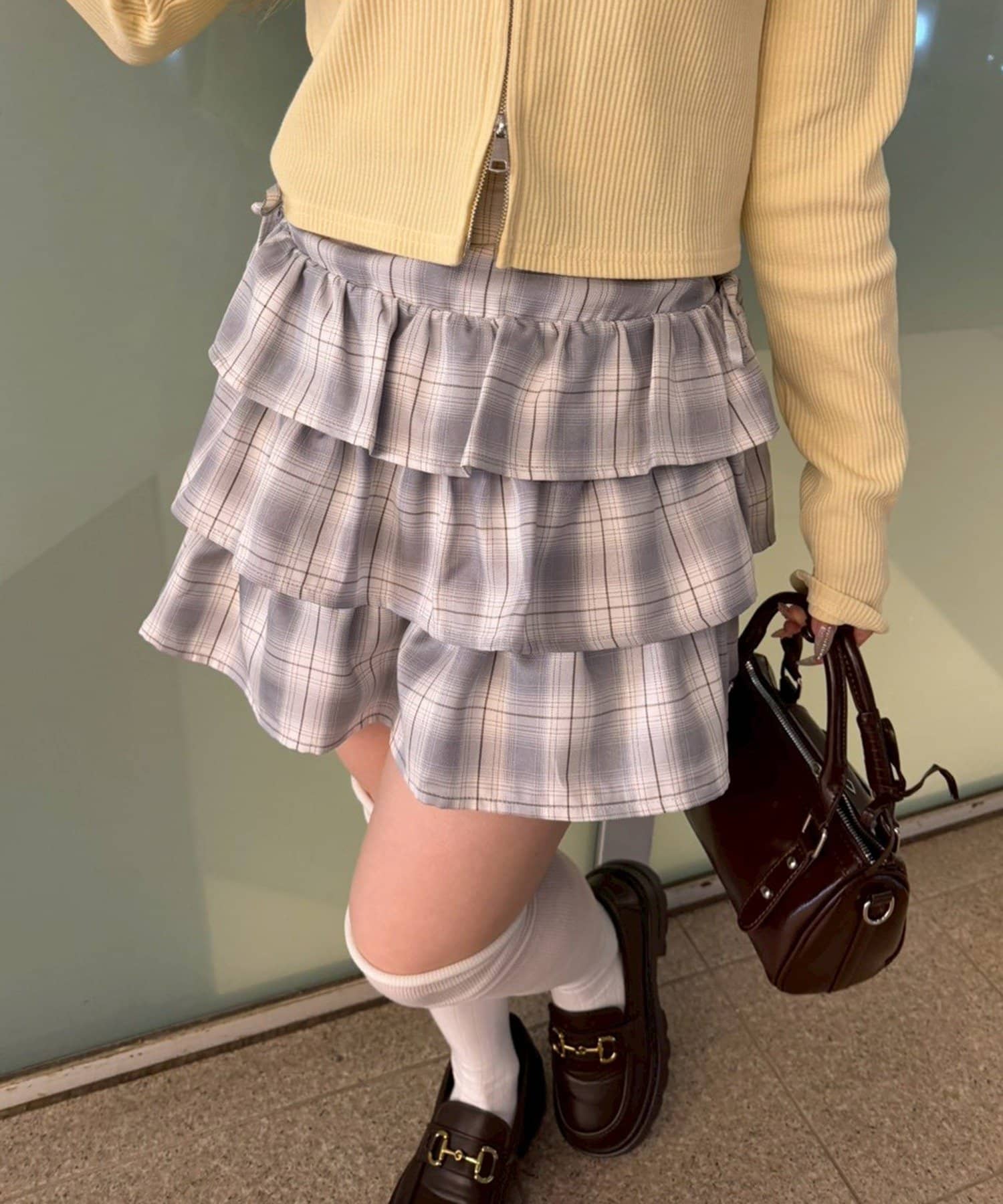 NICE CLAUP / OLIVE des OLIVE OUTLET(ナイスクラップ  / オリーブ デ オリーブ アウトレット) 【ANOTHER BRANCH】脇リボンミニスカート