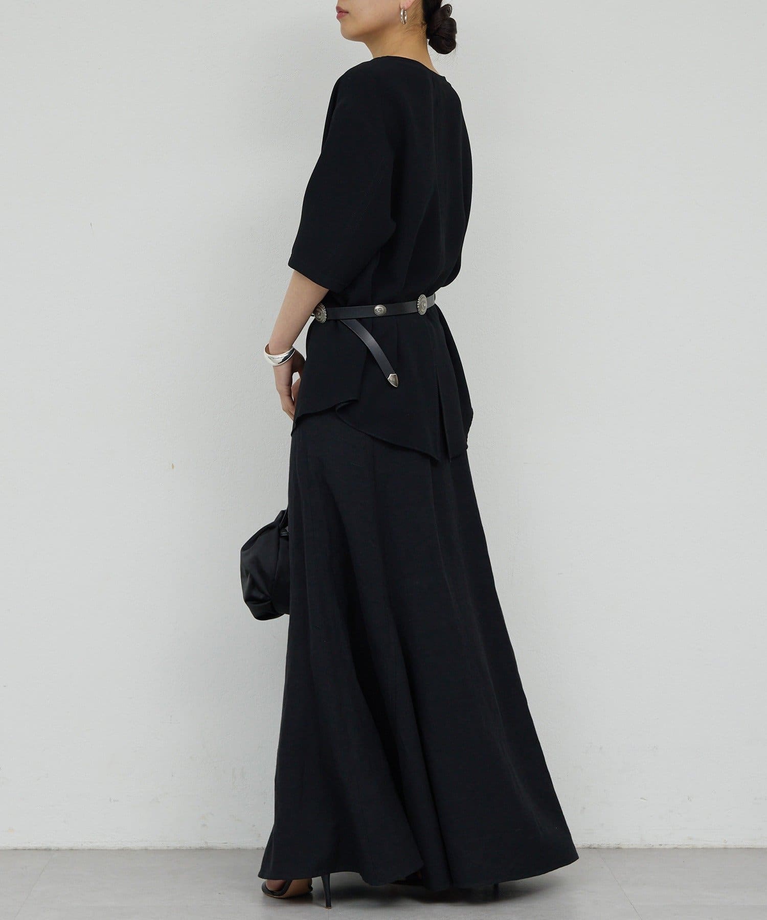 GALLARDAGALANTE(ガリャルダガランテ) 【大人気BLに半袖verが登場！】バックスリットハーフスリーブブラウス