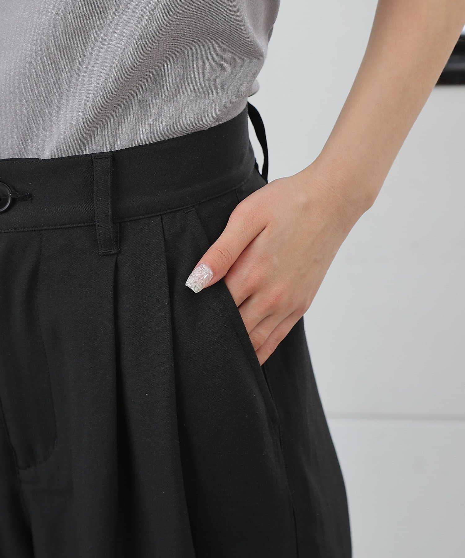 COLONY 2139(コロニー トゥーワンスリーナイン) 【PIKO企画】2タックカーブスラックス