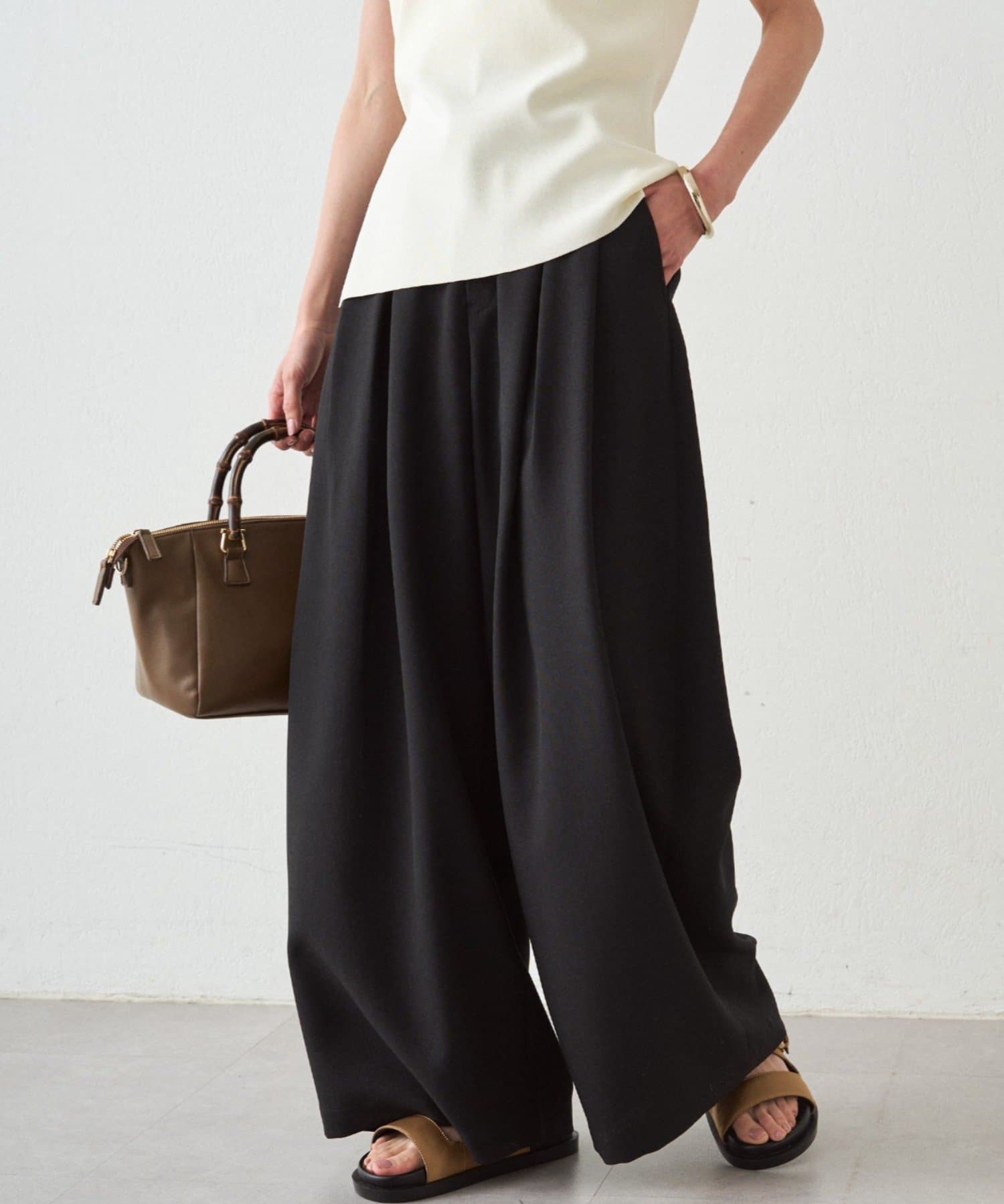 LOUNGEDRESS(ラウンジドレス) タックワイドルーズパンツ