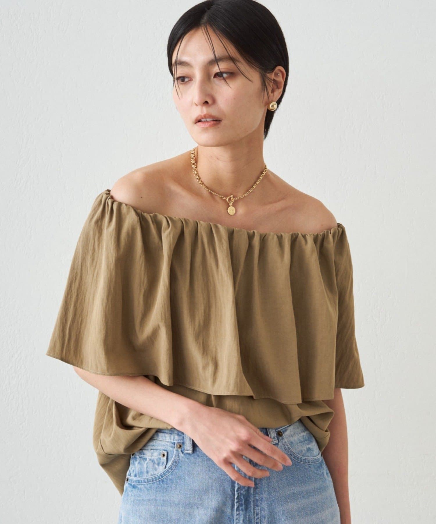 LOUNGEDRESS(ラウンジドレス) フリルオフショルブラウス