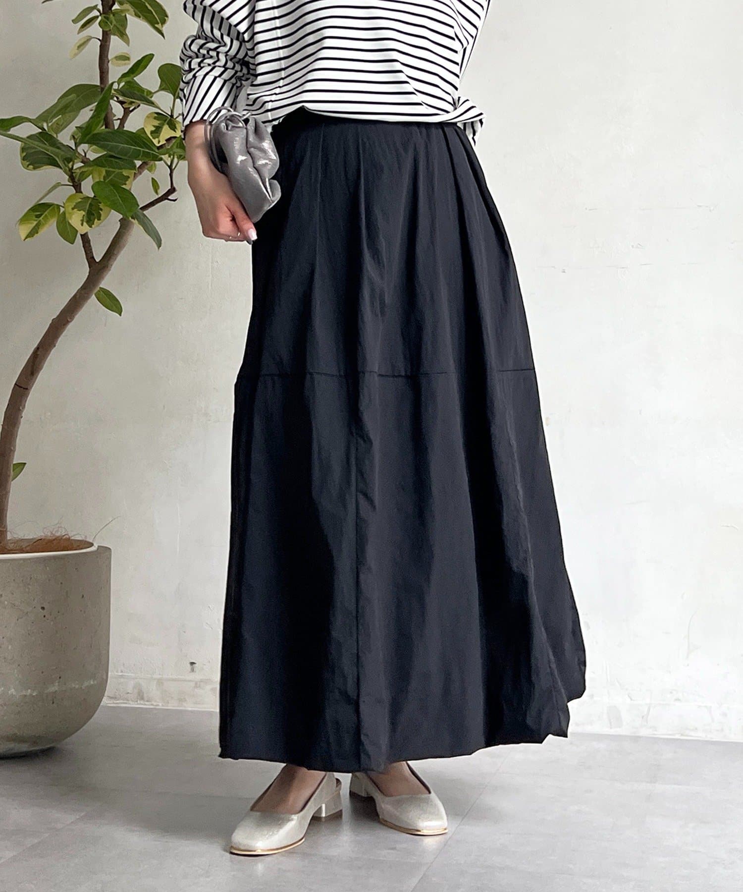 un dix cors(アンディコール) ナイロンワッシャーバルーンスカート