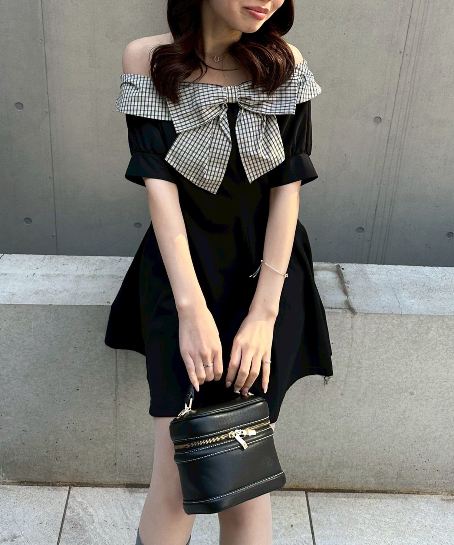 NICE CLAUP / OLIVE des OLIVE OUTLET(ナイスクラップ  / オリーブ デ オリーブ アウトレット) 【continuer】リボンオフショルミニワンピ