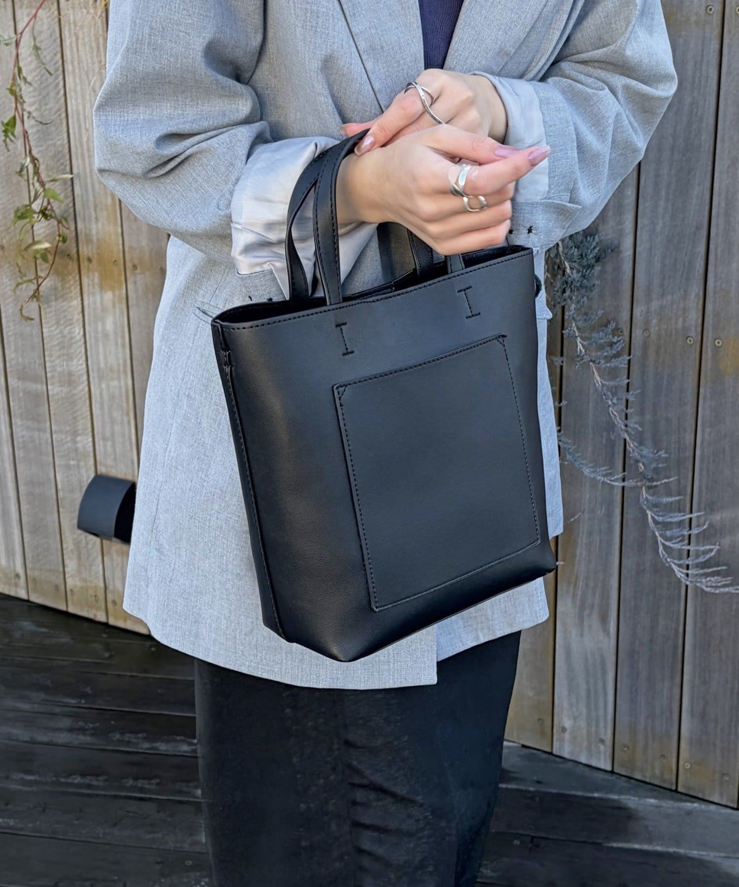 Lattice(ラティス) エコレザーショルダーバッグ