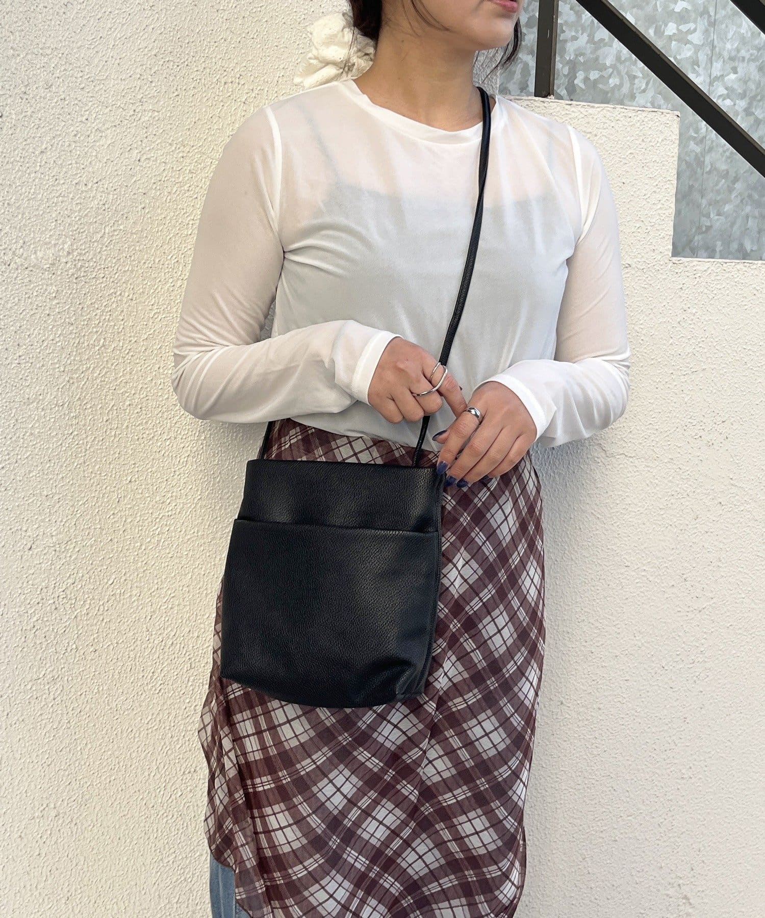 Lattice(ラティス) シンプルポケットショルダーバッグ