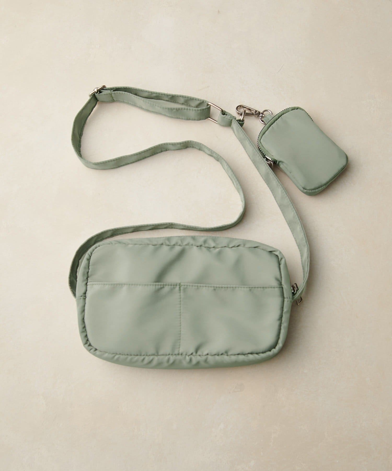 Lattice(ラティス) ポーチ付きナイロンショルダーバッグ