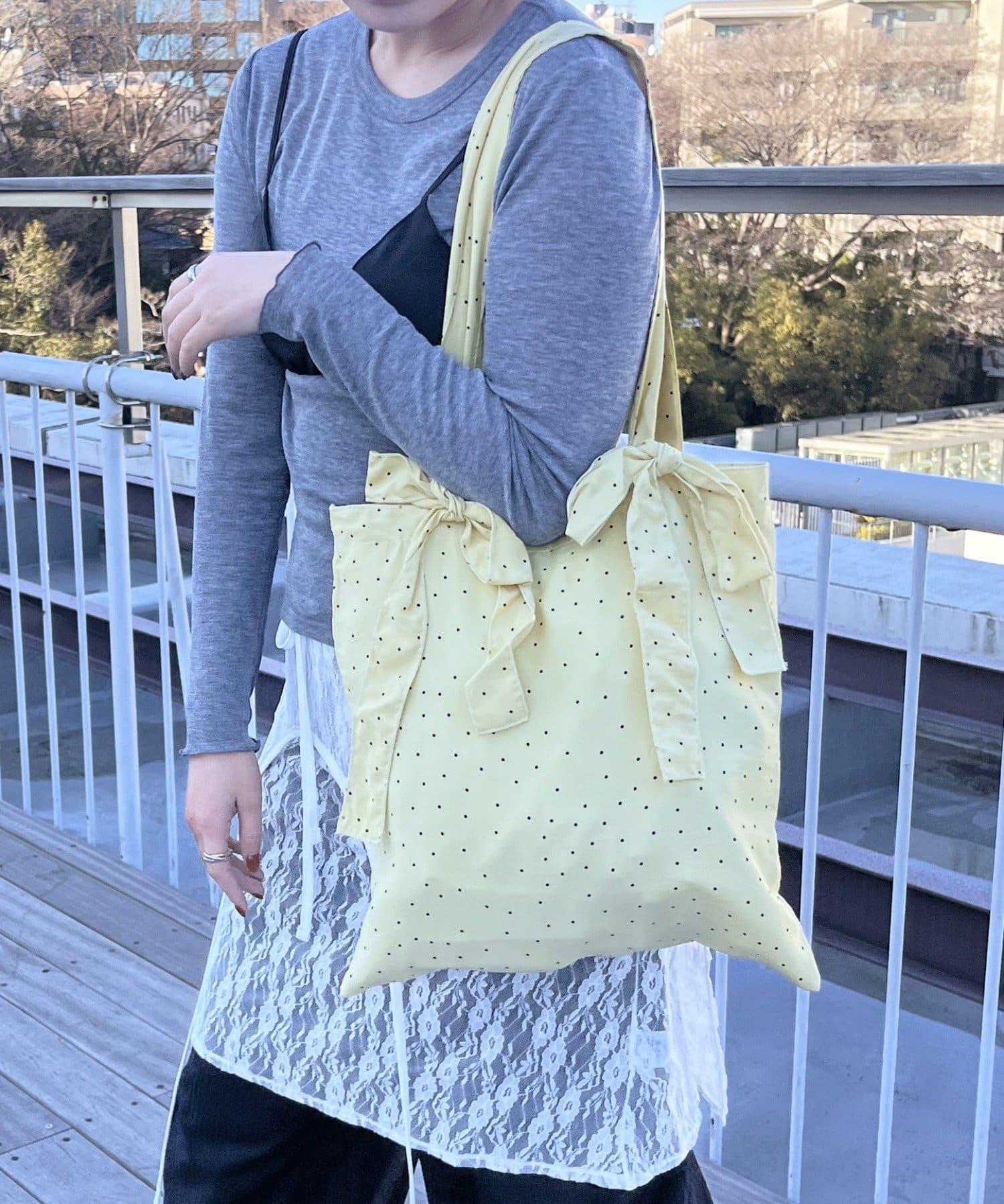 Lattice(ラティス) 【巾着ポーチ付き】リボントートバッグ