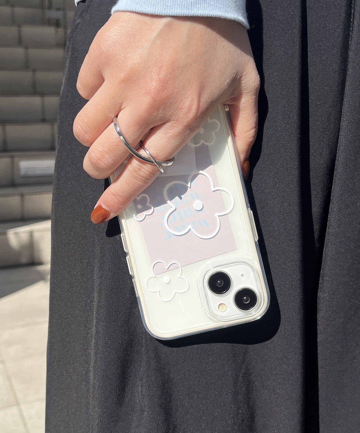 Lattice(ラティス) フラワープリントスマホケース(iPhone13/14)