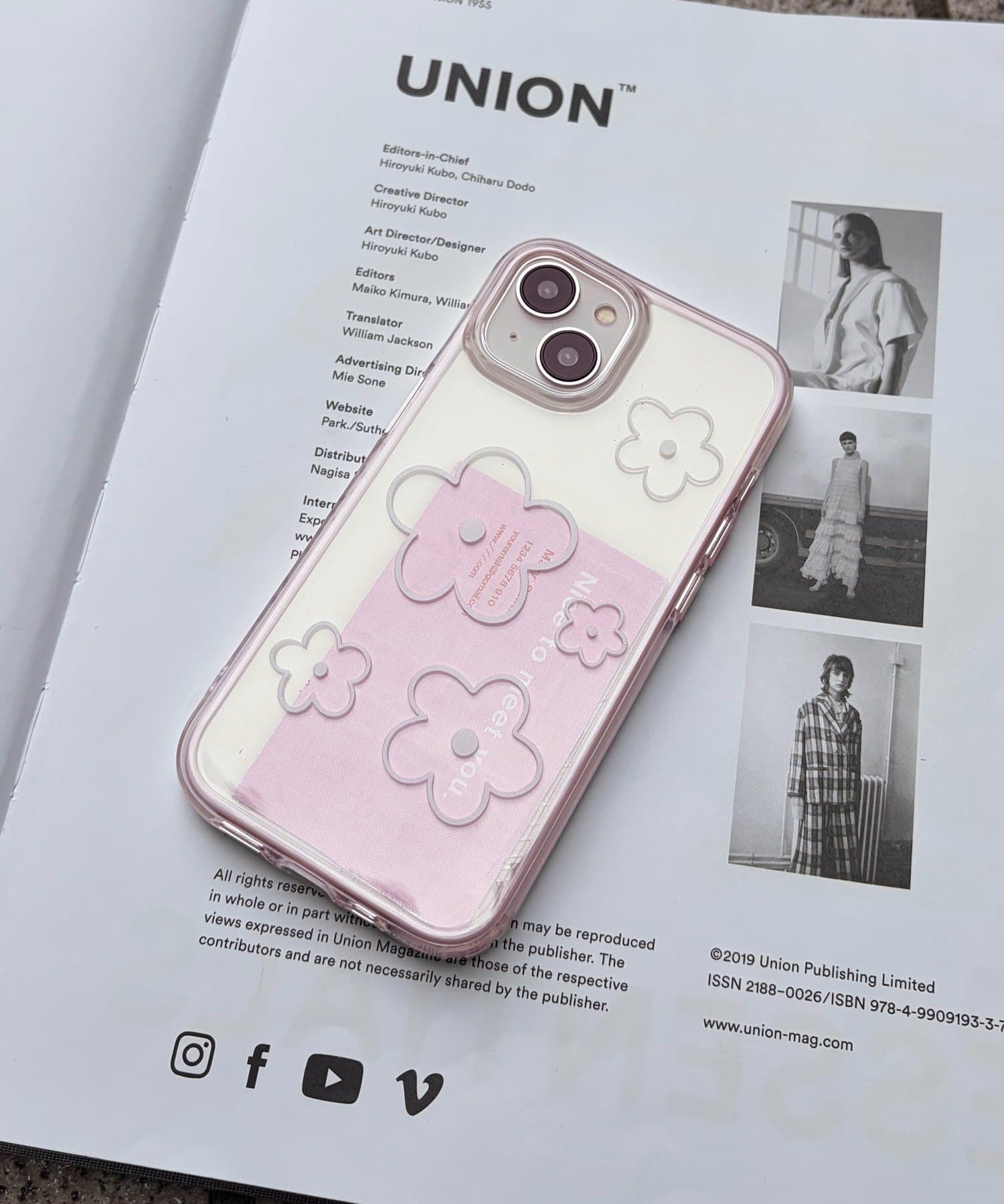 Lattice(ラティス) フラワープリントスマホケース(iPhone13/14)