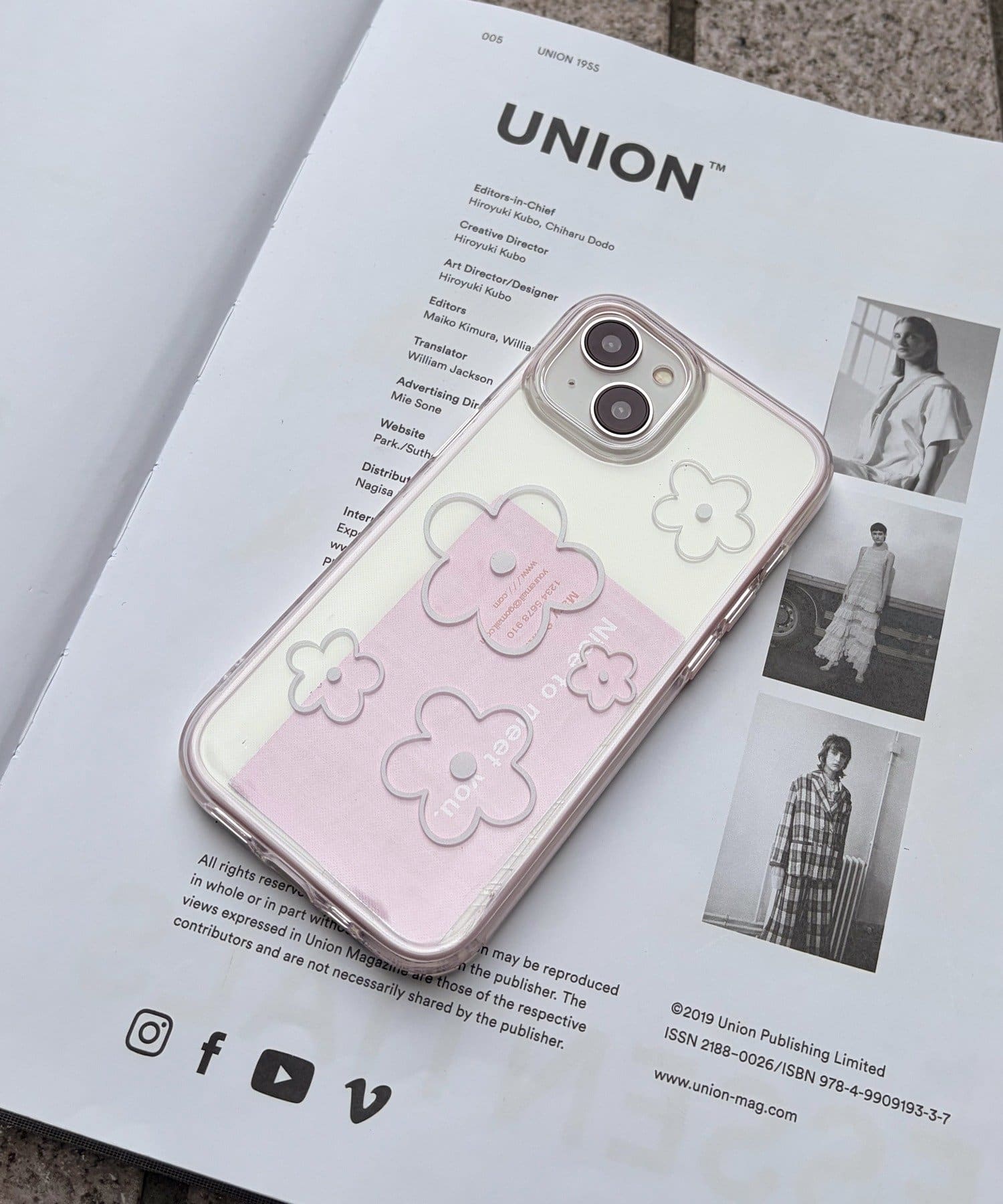 Lattice(ラティス) フラワープリントスマホケース(iPhone13/14)