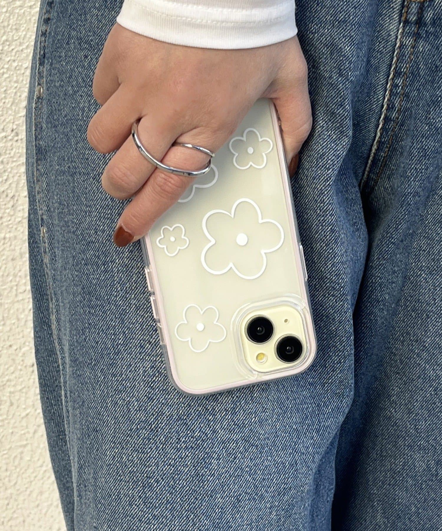 Lattice(ラティス) フラワープリントスマホケース(iPhone15)