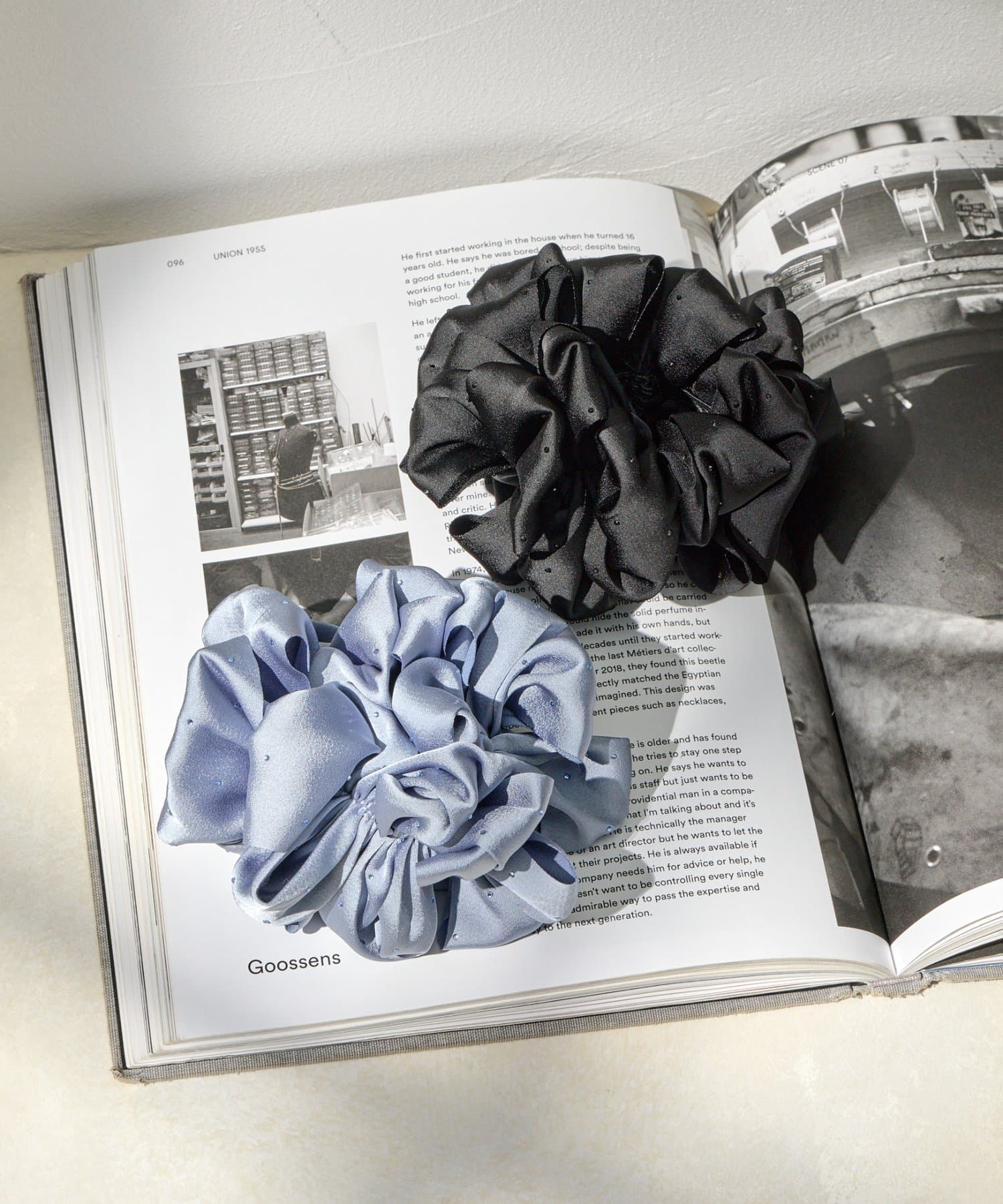 Lattice(ラティス) ストーン付きフリルシュシュ