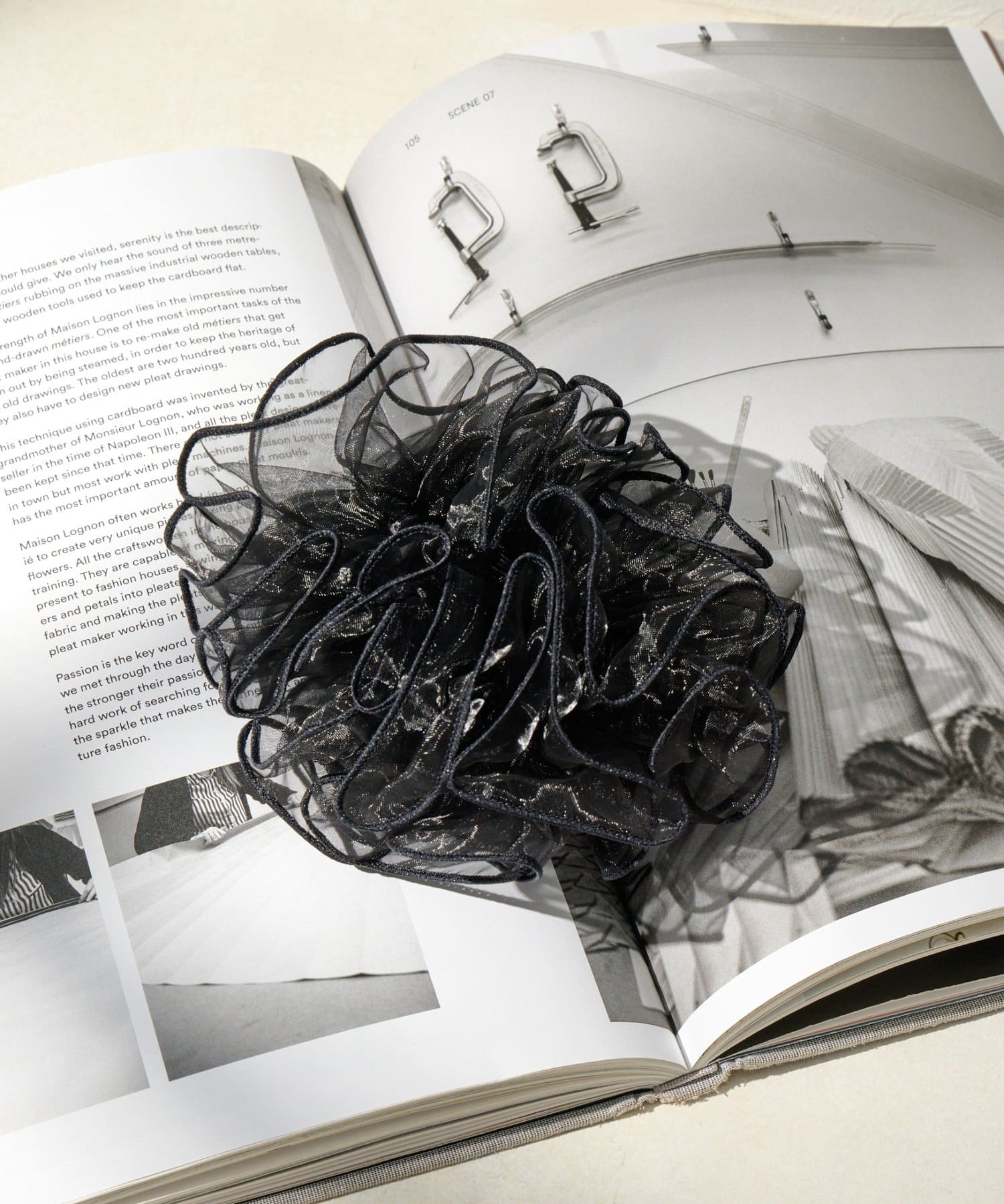 Lattice(ラティス) ビッグフリルシュシュ