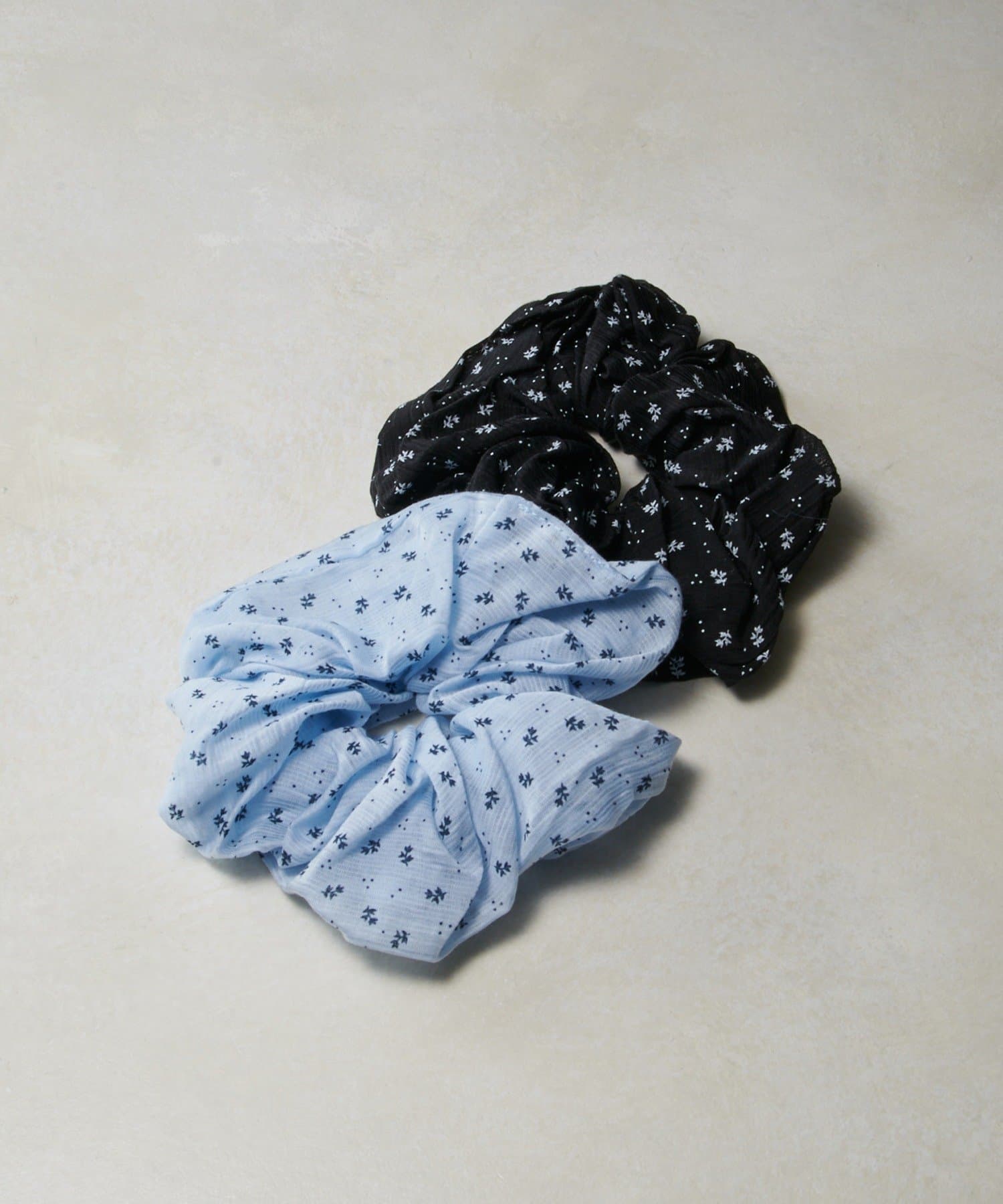 Lattice(ラティス) 小花柄シュシュ