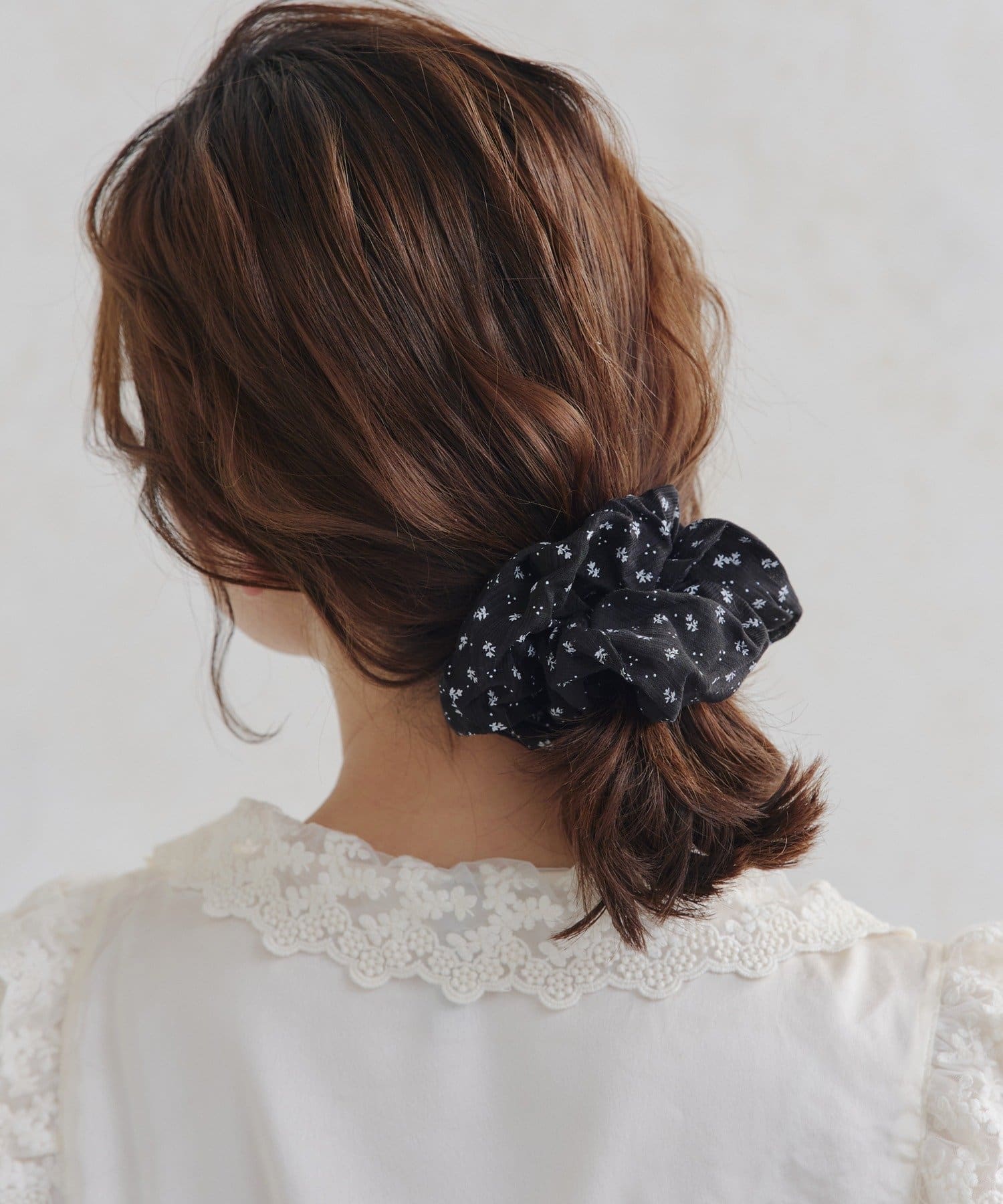 Lattice(ラティス) 小花柄シュシュ