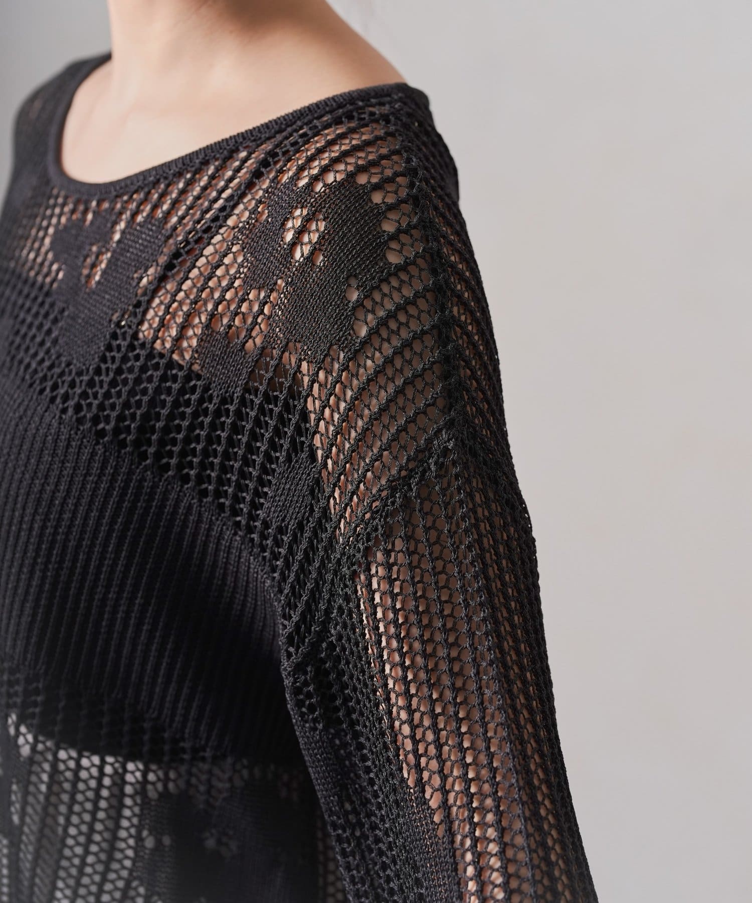 Jena　espace merveilleux(ジェナ　エスパスメルヴェイユ) フラワーメッシュニット